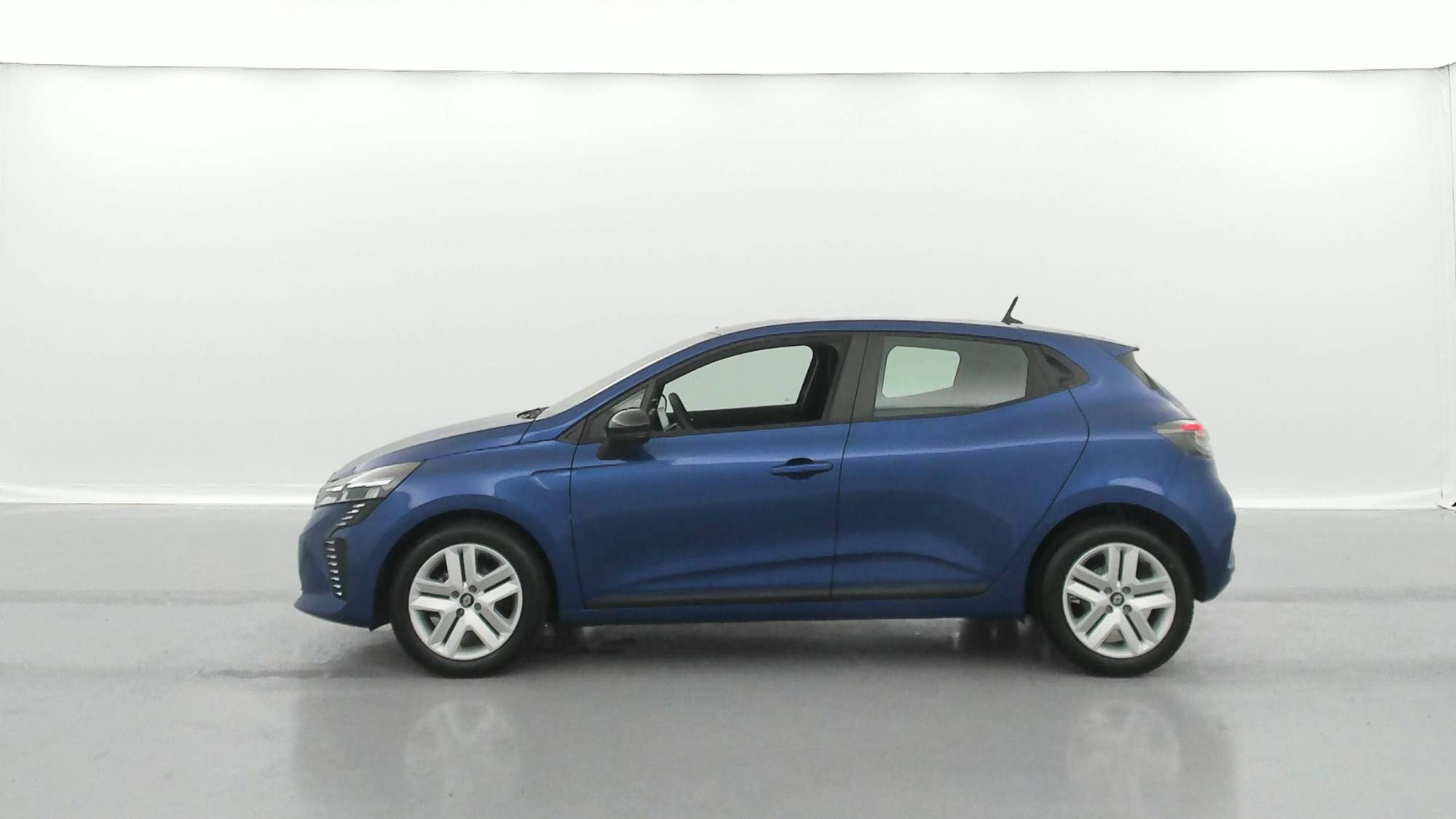 Vente en ligne Renault Clio 5 Clio TCe 90 au prix de 15 290 €