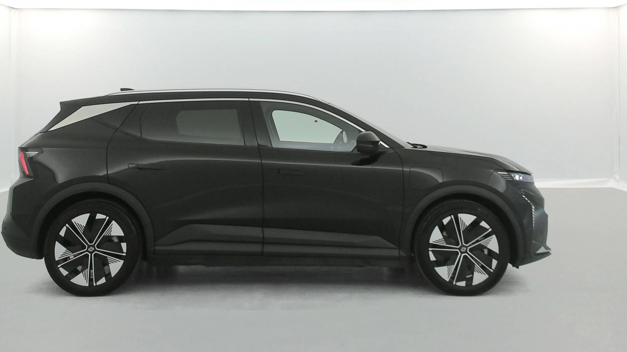 Vente en ligne Renault Scenic E-Tech Scenic E-Tech électrique 220 ch grande autonomie au prix de 37 670 €