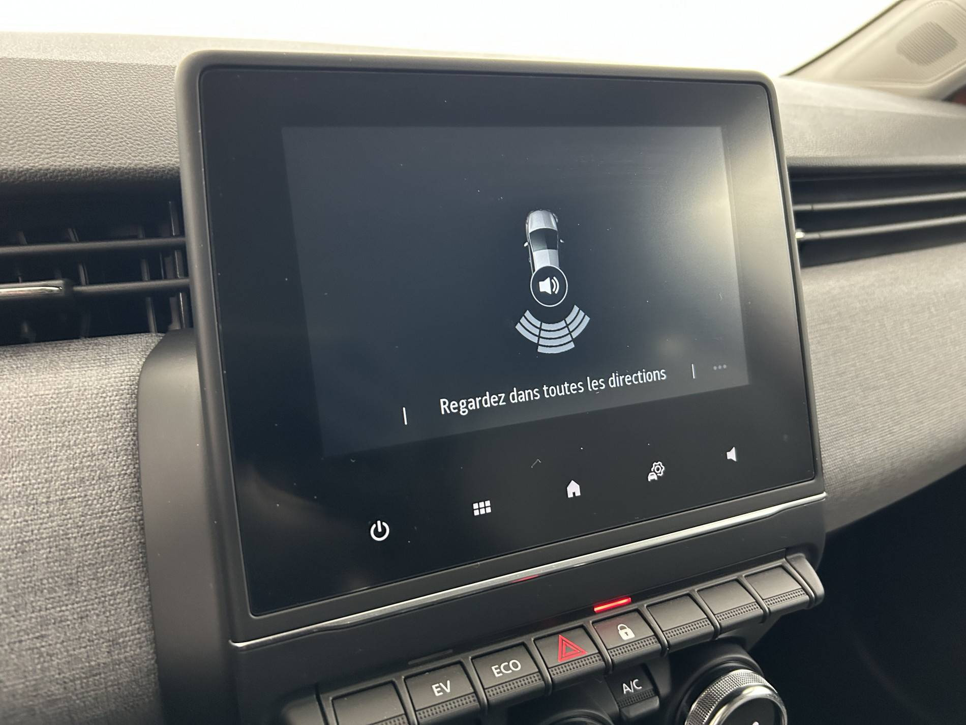 Vente en ligne Renault Clio 5 Clio E-Tech full hybrid 145 ch GSR2 au prix de 20 890 €