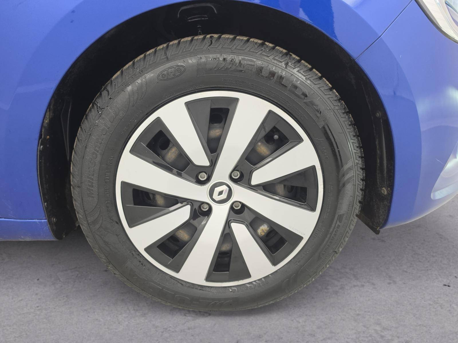 Vente en ligne Renault Clio 5 Clio TCe 90 au prix de 13 990 €