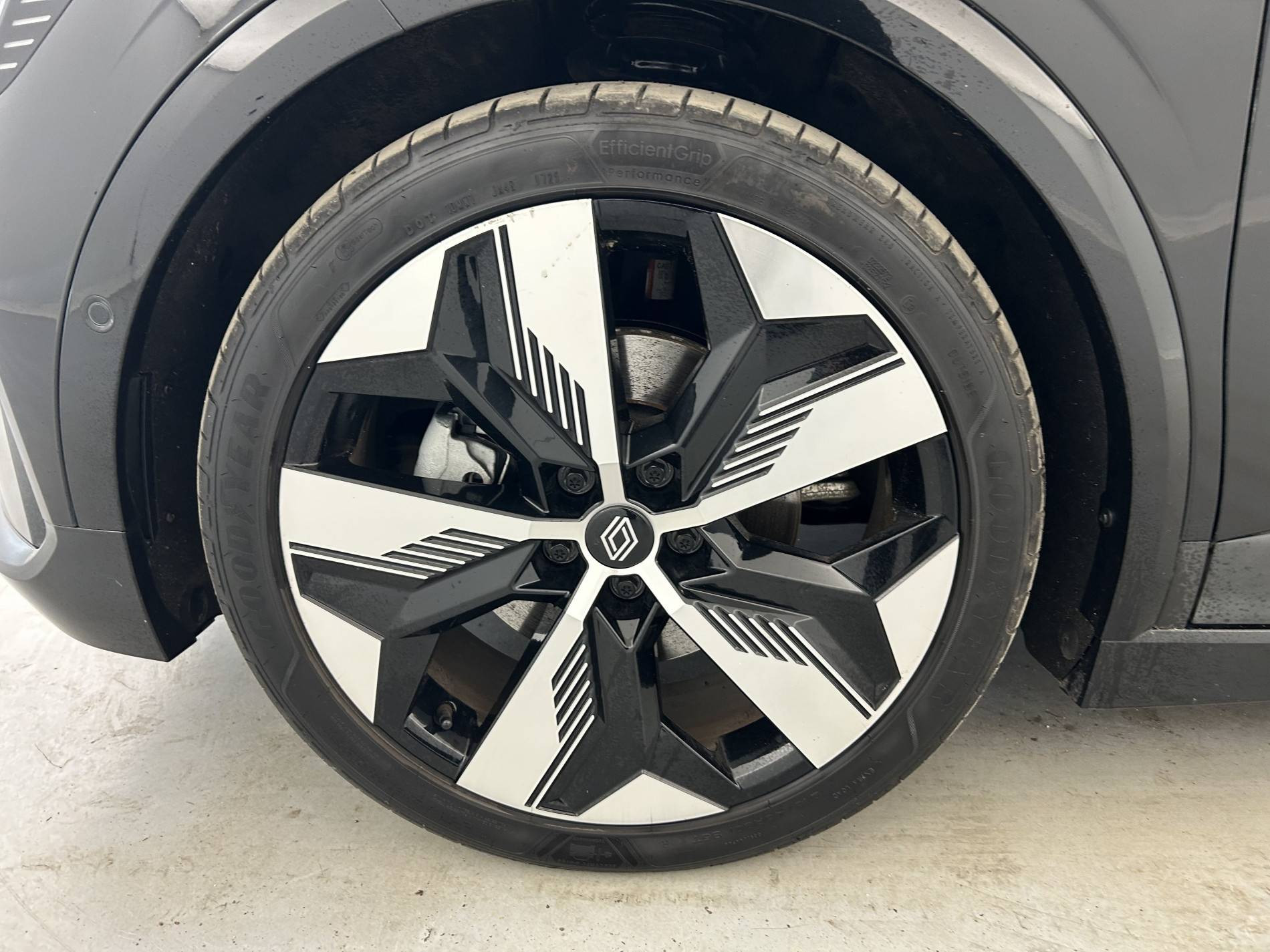 Vente en ligne Renault Megane E-Tech  EV60 220 ch super charge au prix de 23 499 €