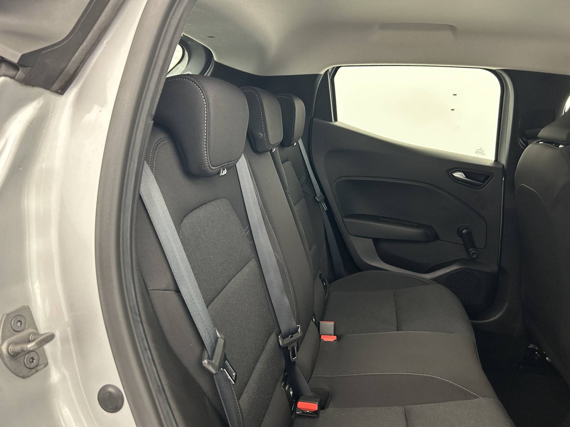 Vente en ligne Renault Clio 5 Clio TCe 90 au prix de 13 990 €