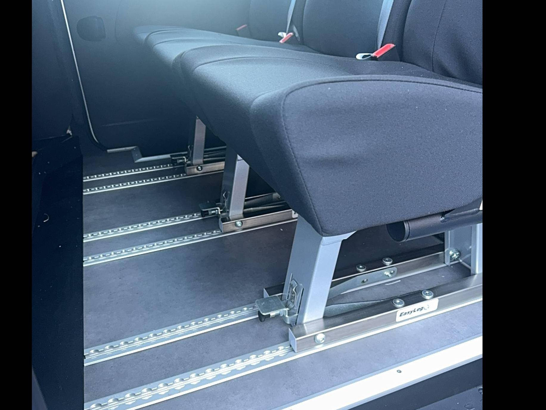 Vente en ligne Renault Trafic Cabine Approfondie TRAFIC CA BLUE DCI 150 L2H1 3T au prix de 43 000 €