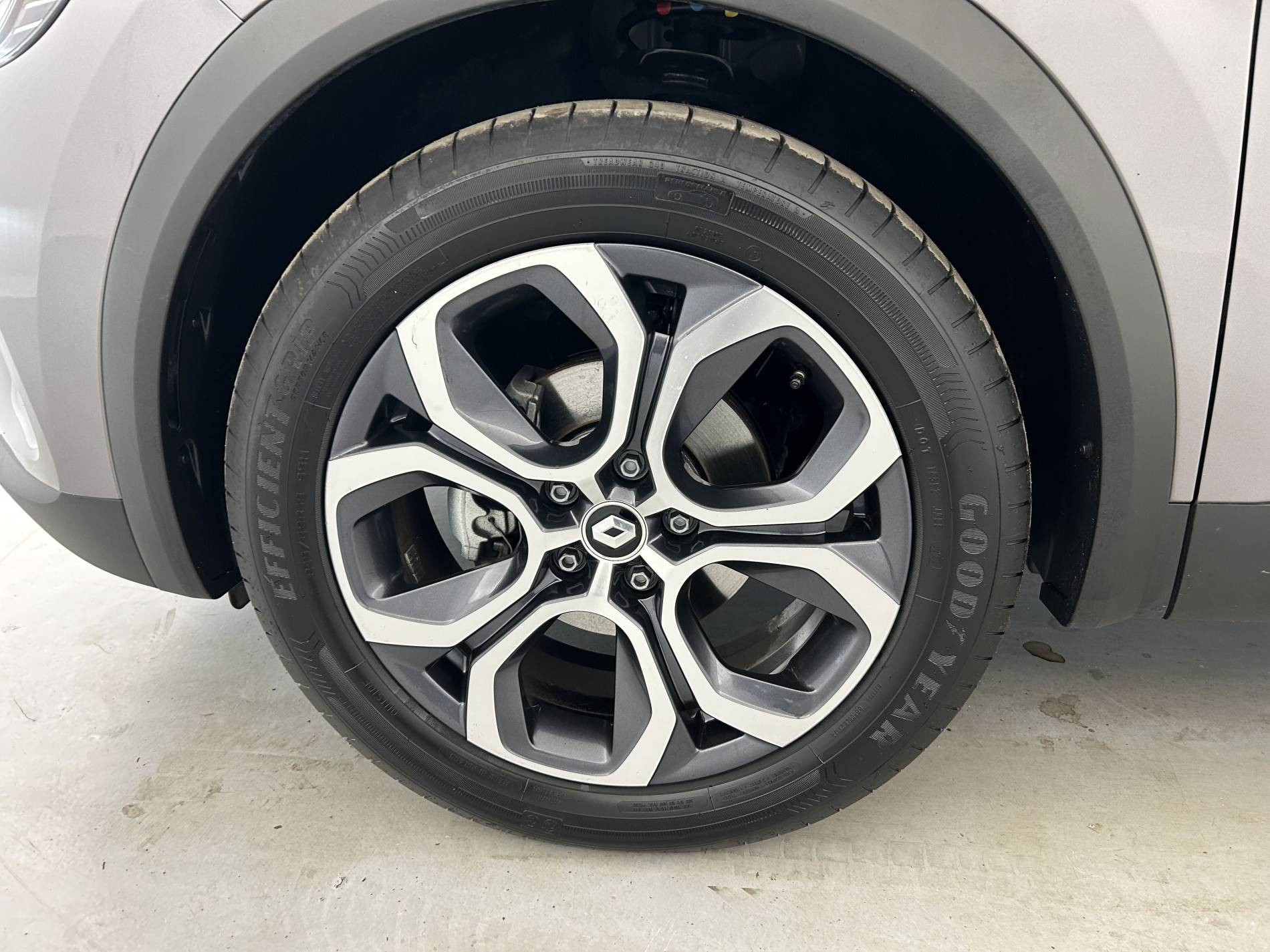 Vente en ligne Renault Captur  mild hybrid 160 EDC au prix de 20 490 €