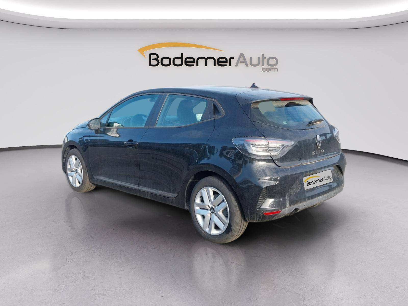 Vente en ligne Renault Clio 5 Clio Blue dCi 100 ch GSR2 au prix de 17 490 €