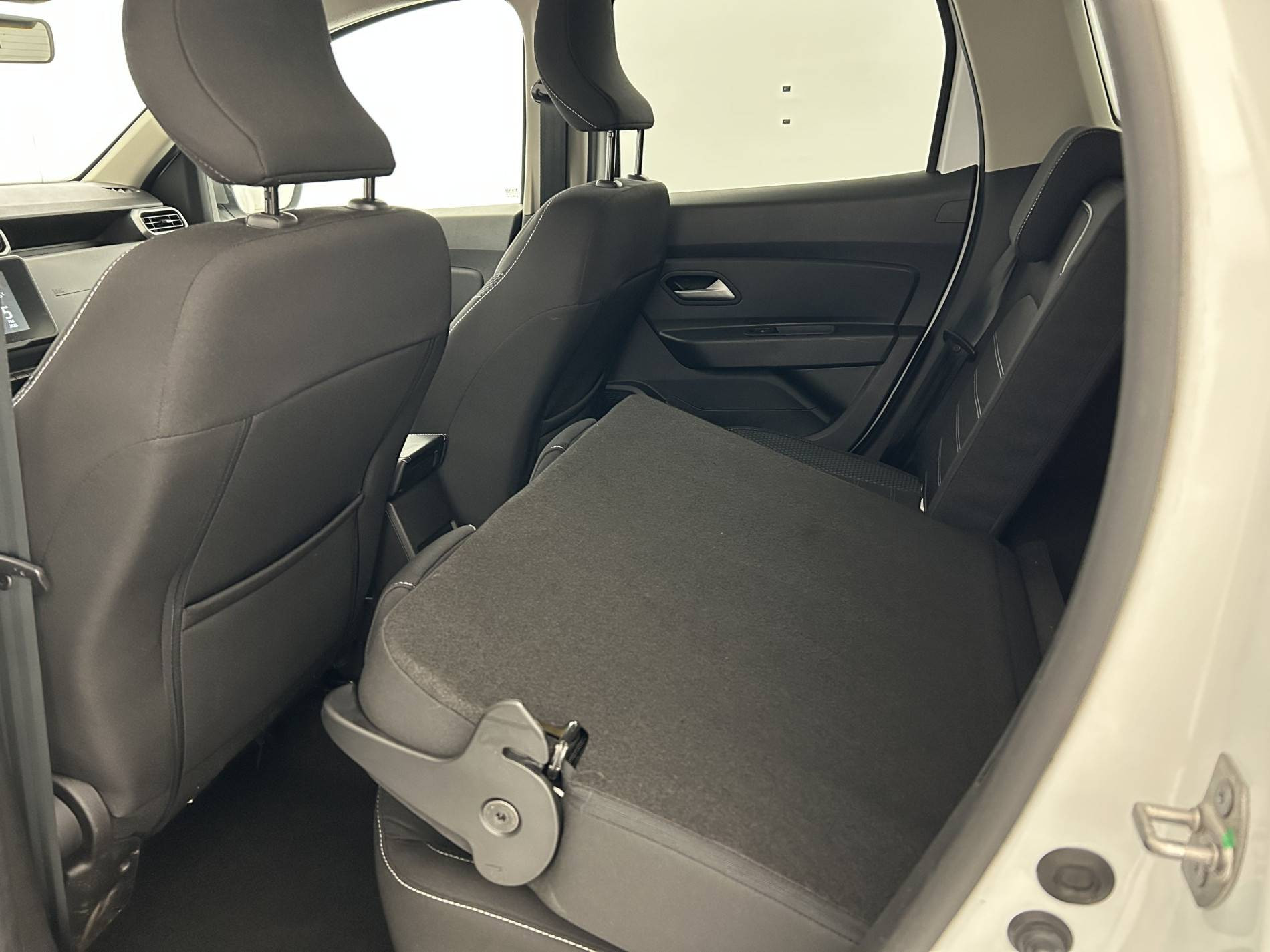 Vente en ligne Dacia Duster  ECO-G 100 4x2 au prix de 18 990 €