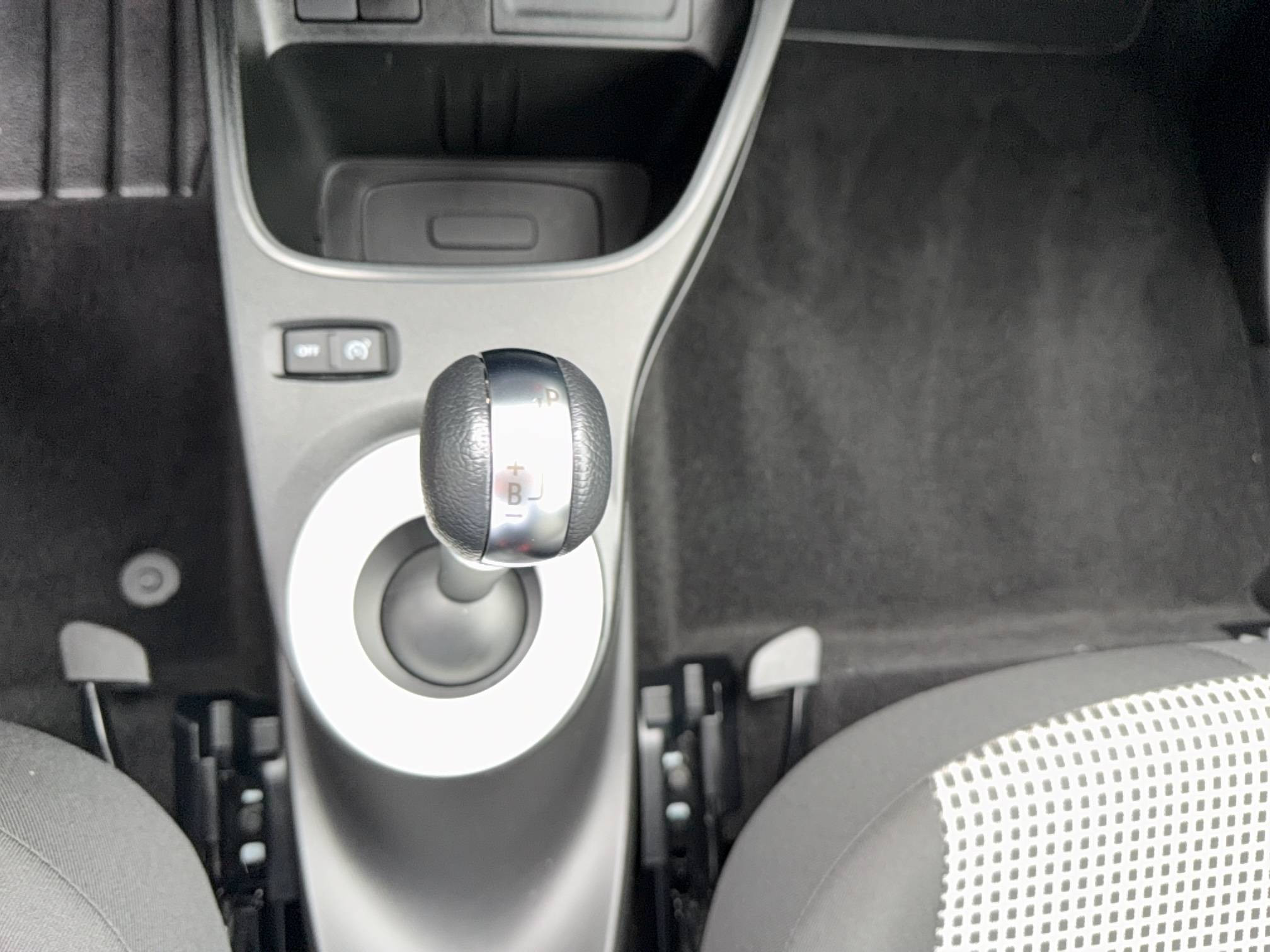 Vente en ligne Renault Twingo Electrique Twingo III E-Tech au prix de 11 990 €
