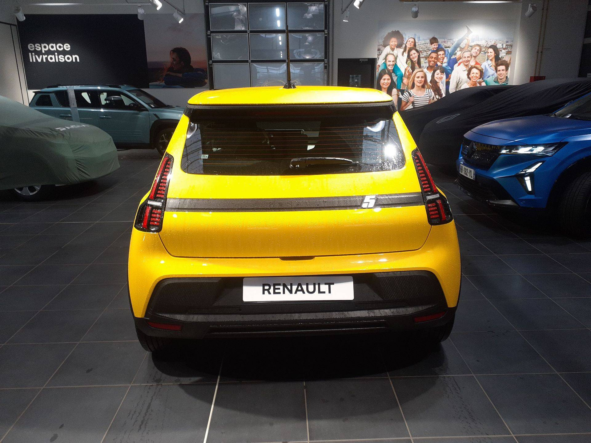 Vente en ligne Renault R5 E-Tech  120 ch autonomie urbaine au prix de 27 390 €