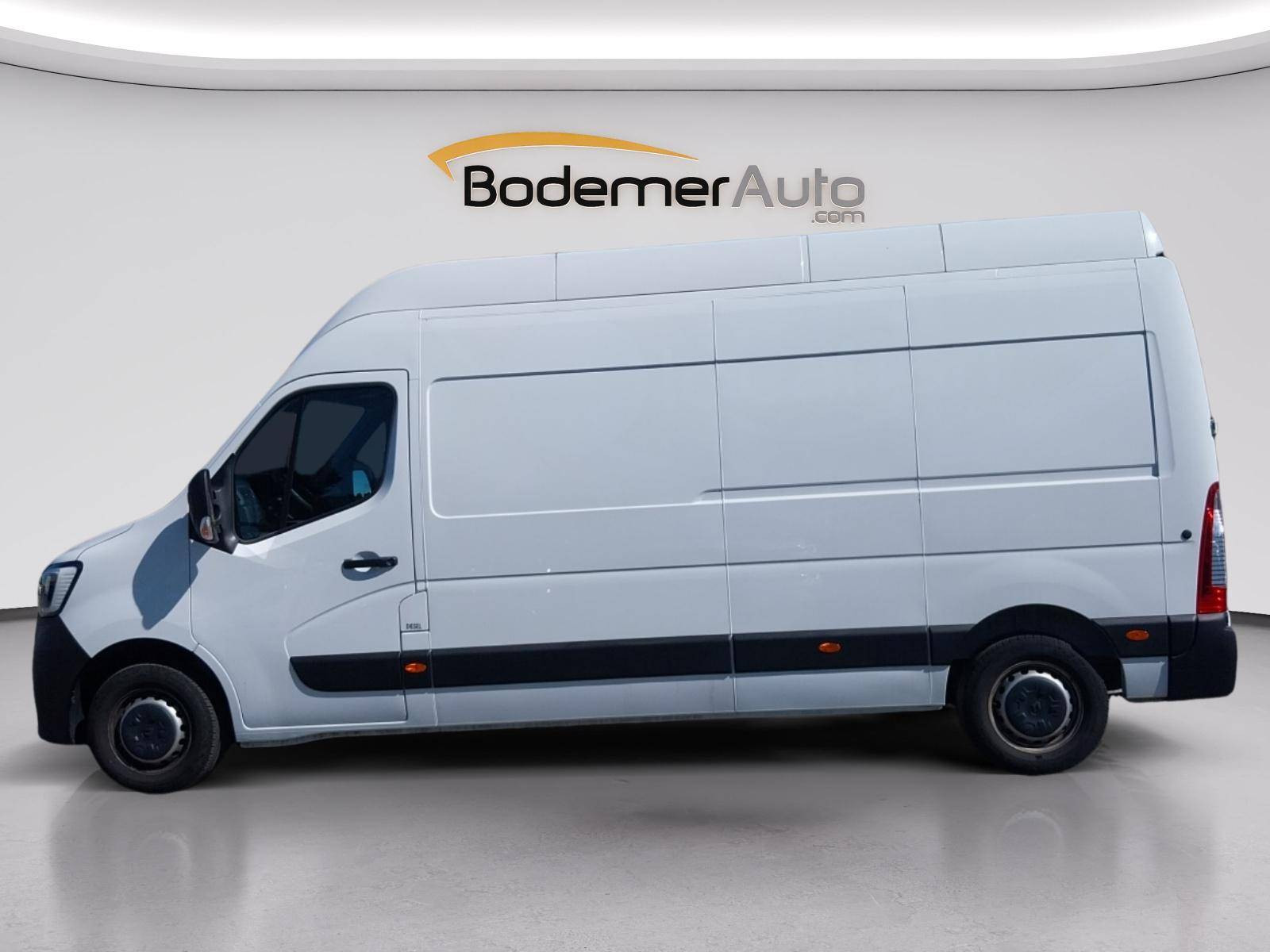 Vente en ligne Renault Master Fourgon MASTER FGN TRAC F3500 L3H3 BLUE DCI 135 au prix de 26 490 €