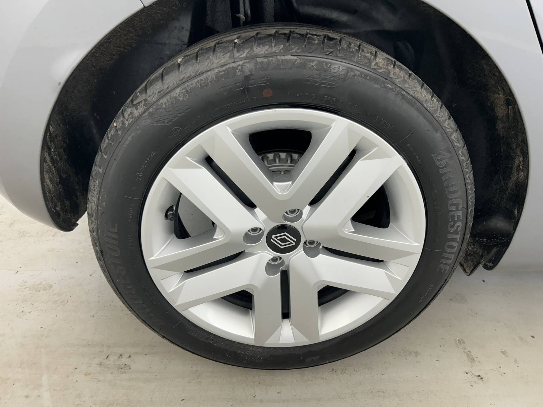 Vente en ligne Renault Clio 5 Clio TCe 90 ch GSR2 au prix de 15 490 €