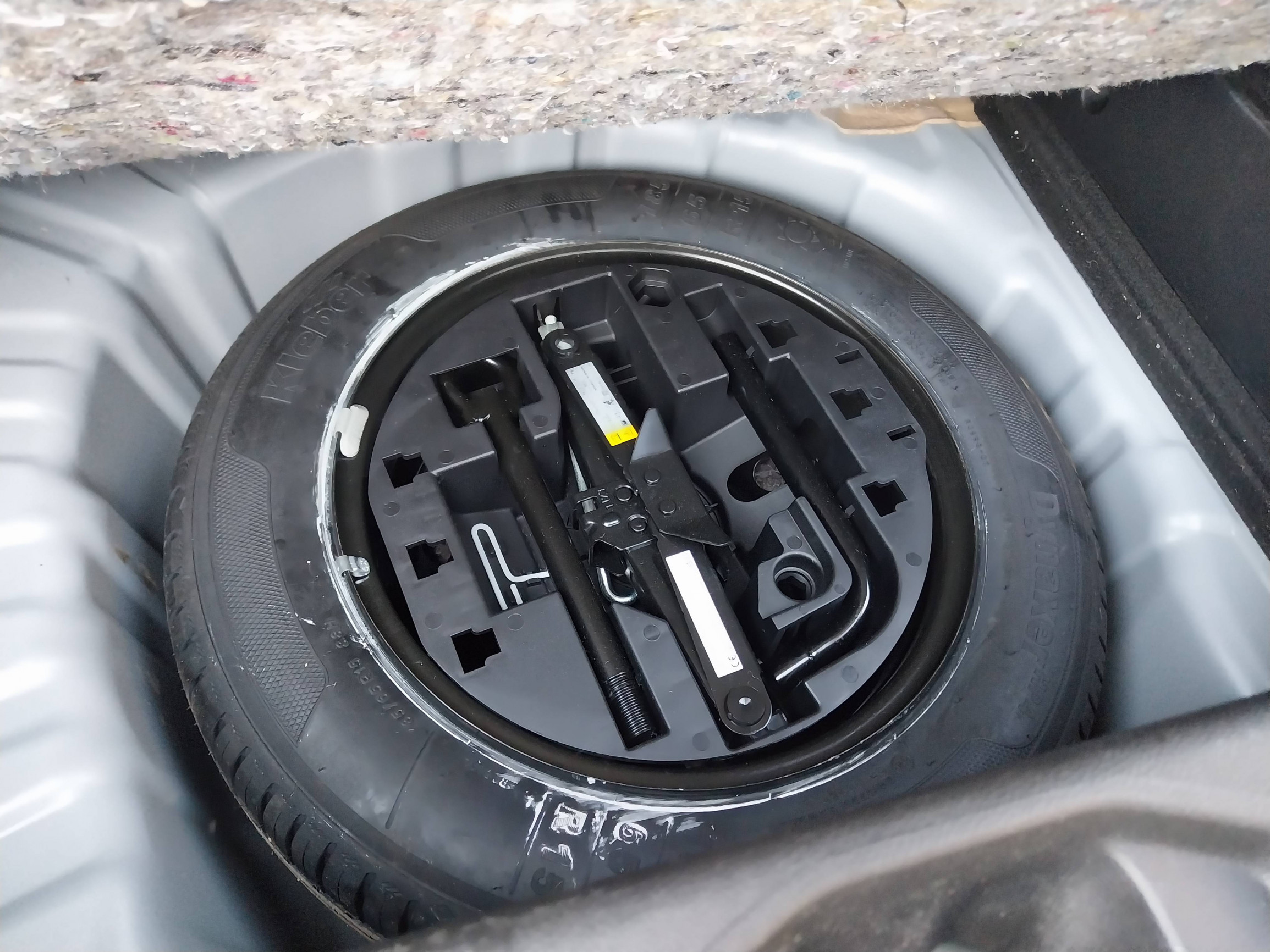 Vente en ligne Renault Clio 5 Clio TCe 90 au prix de 13 300 €