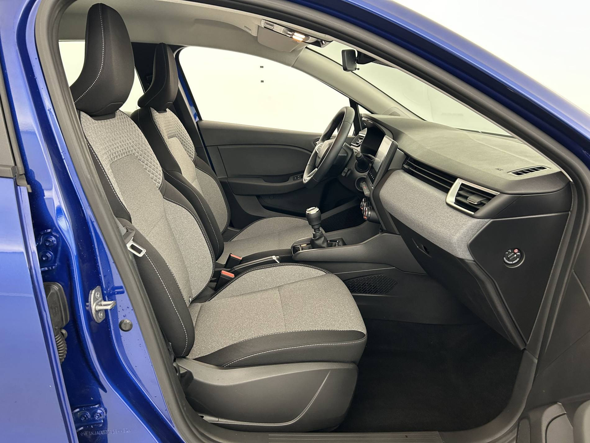 Vente en ligne Renault Clio 5 Clio Blue dCi 100 ch GSR2 au prix de 17 350 €
