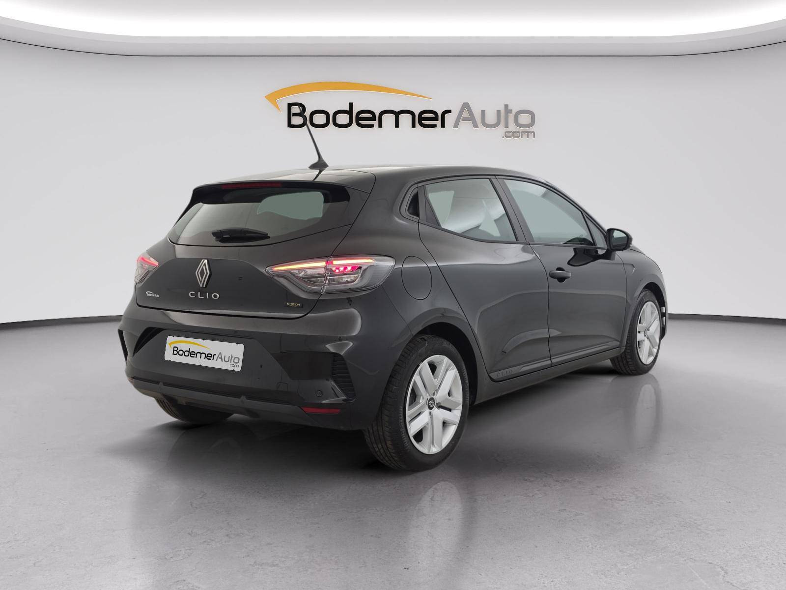 Vente en ligne Renault Clio 5 Clio E-Tech full hybrid 145 ch GSR2 au prix de 16 900 €