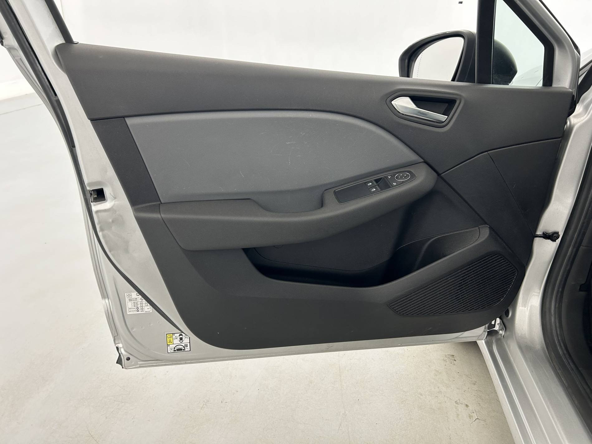 Vente en ligne Renault Clio 5 Clio SCe 75 au prix de 11 490 €