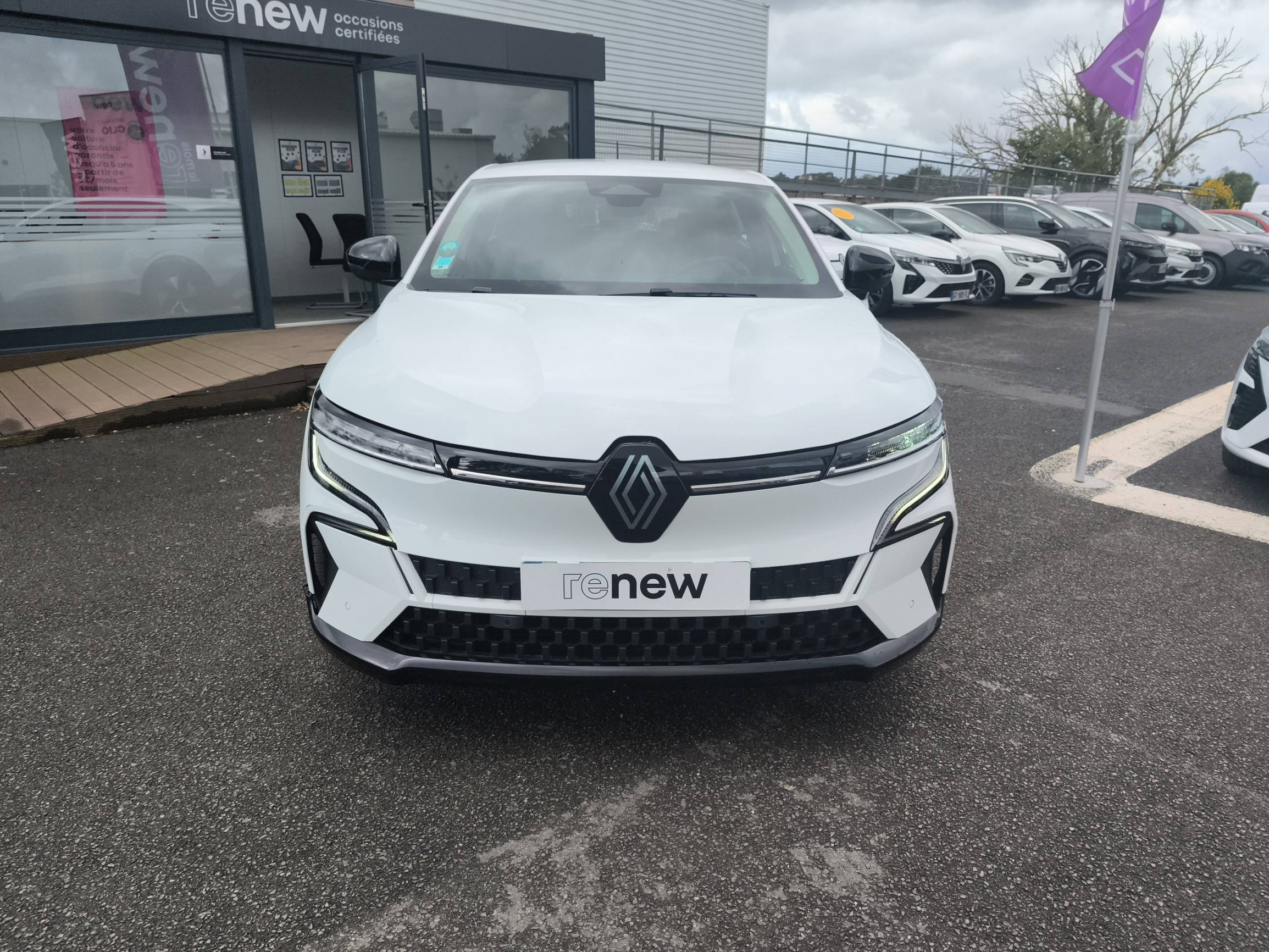 Vente en ligne Renault Megane E-Tech  EV60 220 ch super charge au prix de 21 490 €