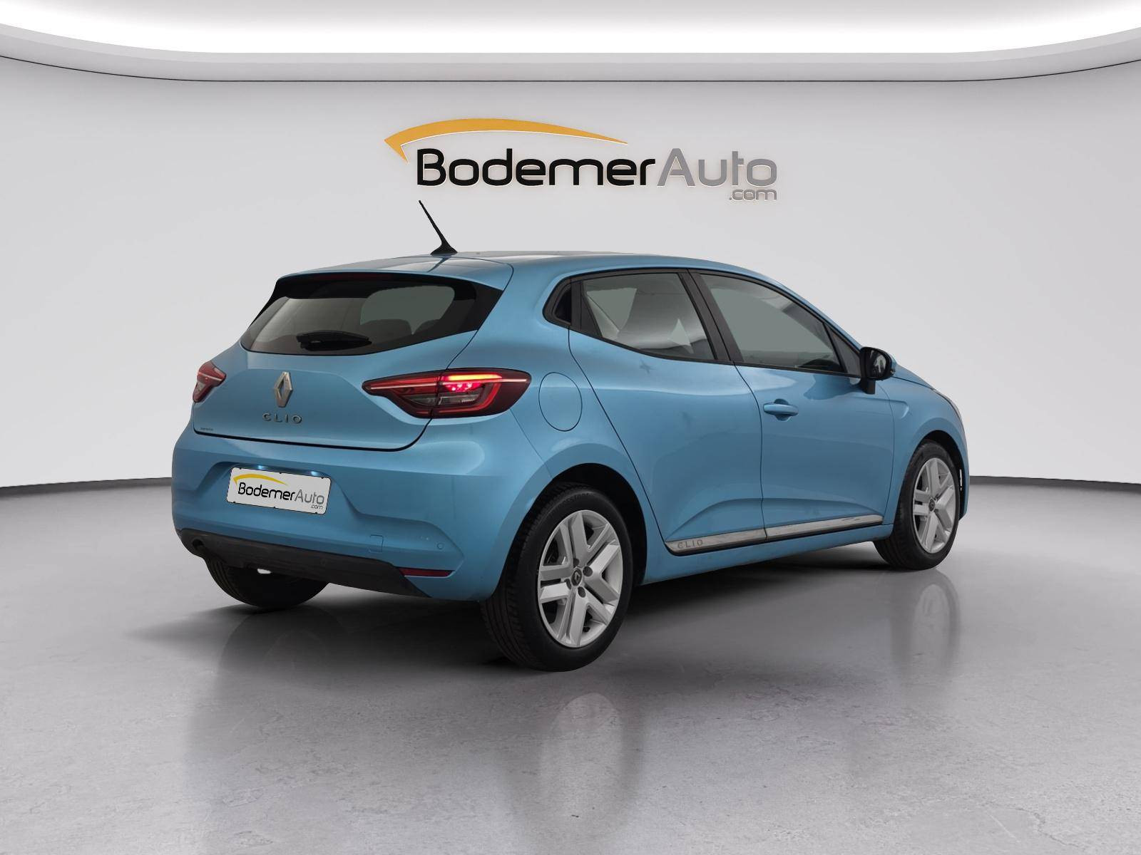 Vente en ligne Renault Clio 5 Clio TCe 90 - 21N au prix de 13 990 €