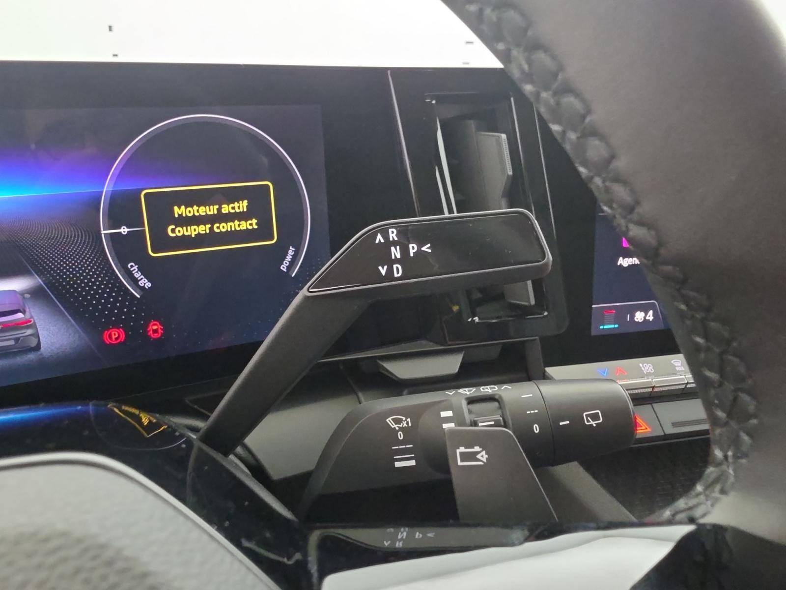 Vente en ligne Renault Megane E-Tech  EV40 130ch standard charge au prix de 19 990 €