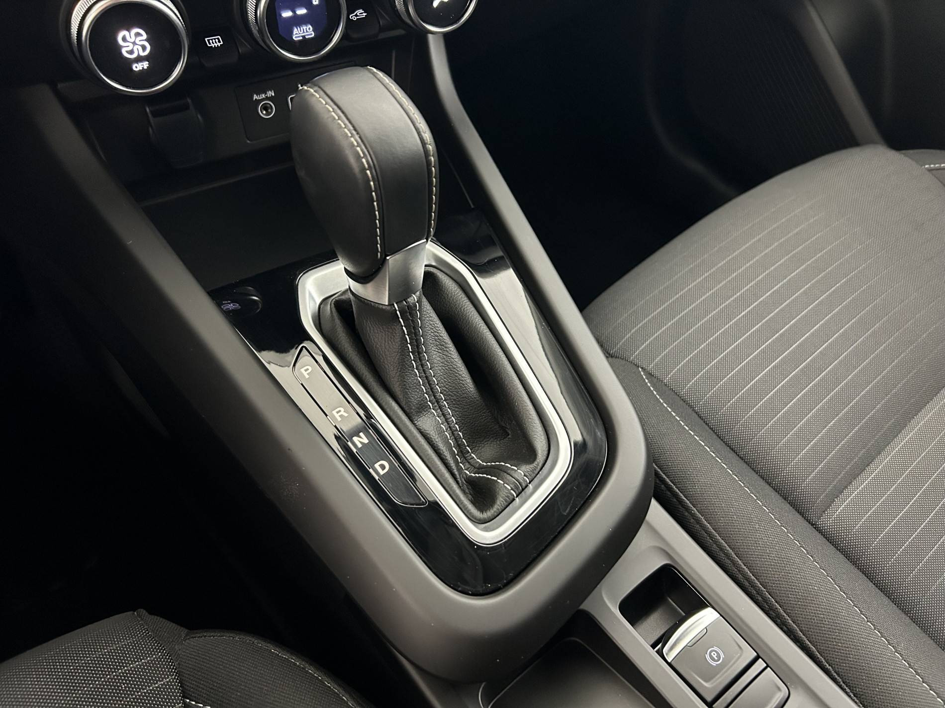 Vente en ligne Renault Arkana  mild hybrid 140 EDC FAP - 22 au prix de 19 890 €