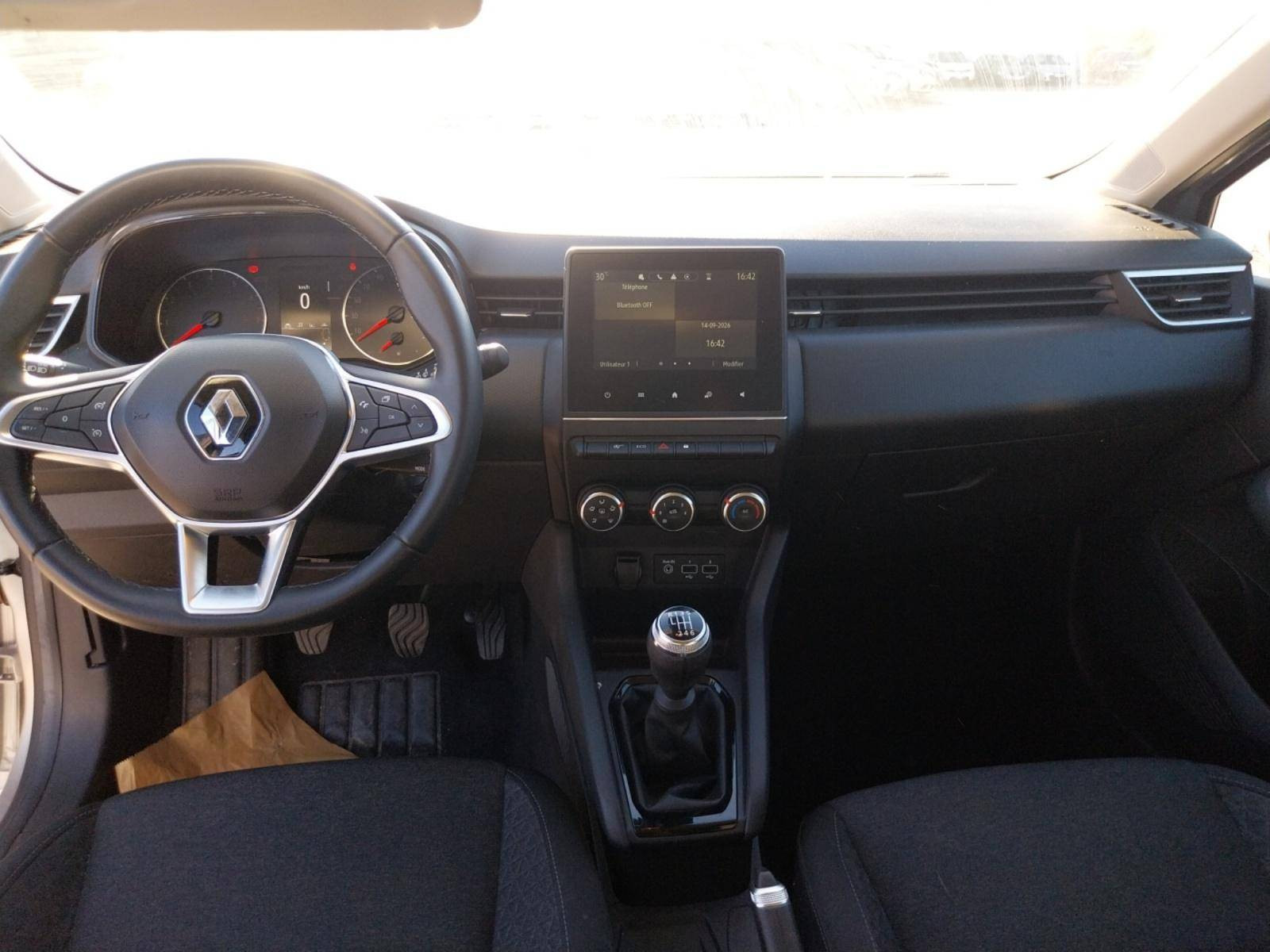 Vente en ligne Renault Clio 5 Clio TCe 90 au prix de 13 490 €