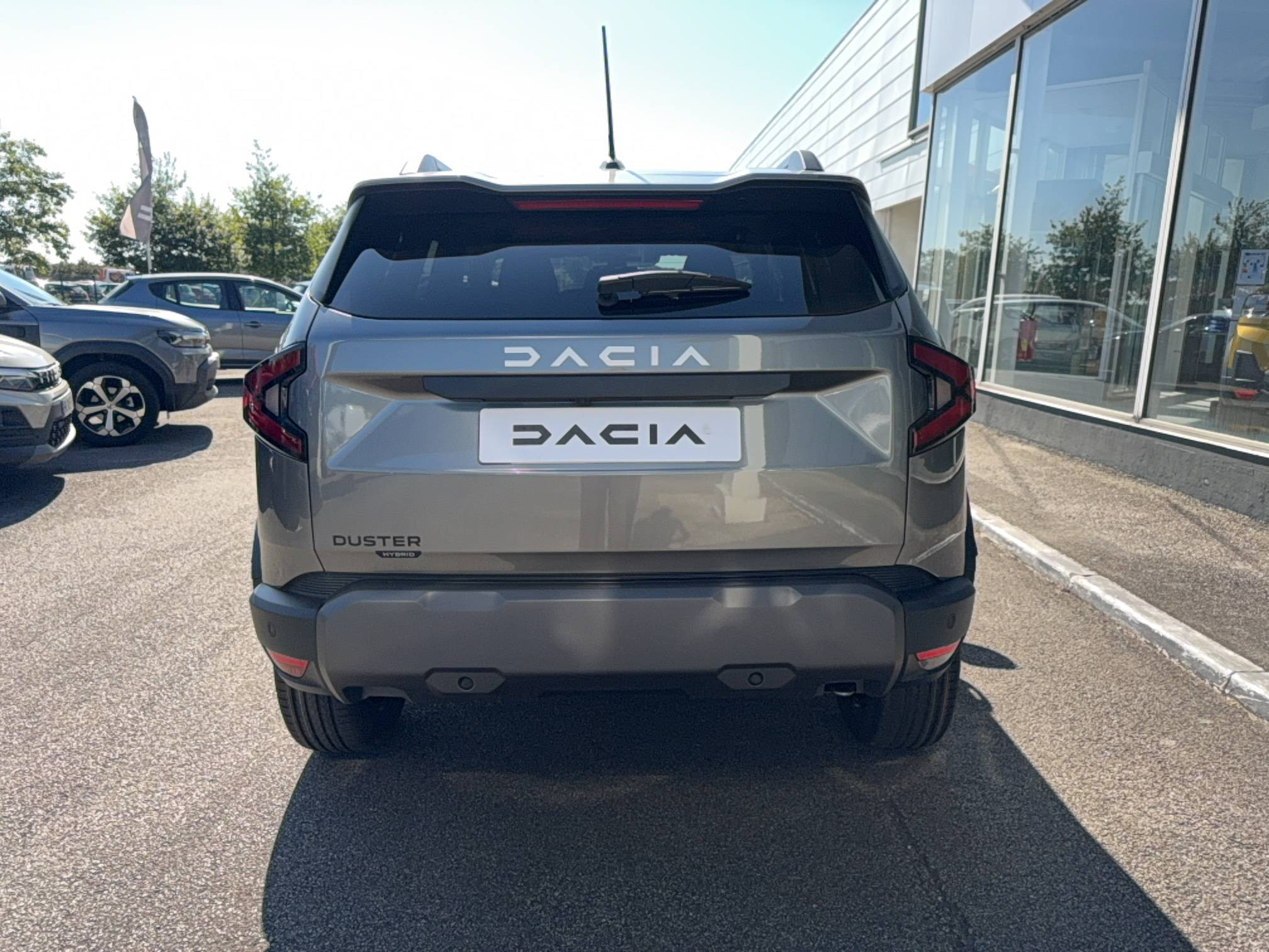 Vente en ligne Dacia Duster  Hybrid 155 au prix de 29 890 €
