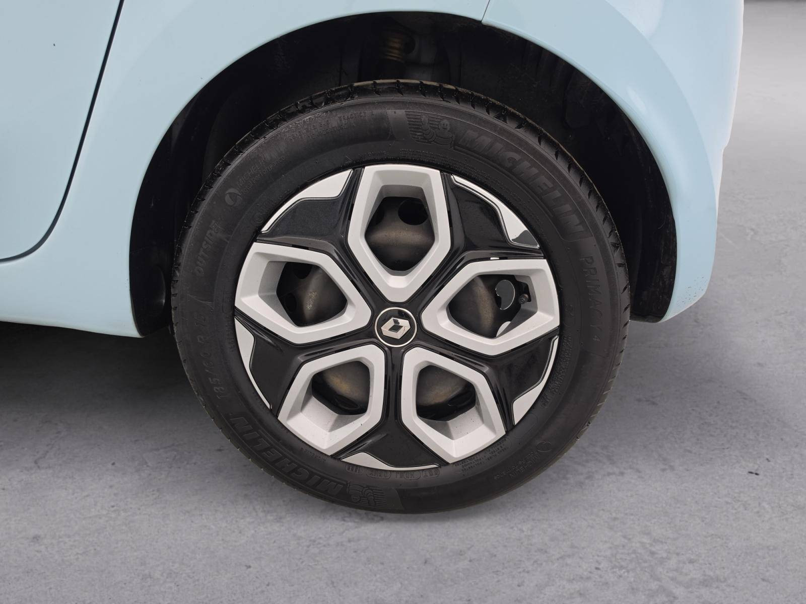 Vente en ligne Renault Twingo 3  SCe 65 - 21 au prix de 12 390 €