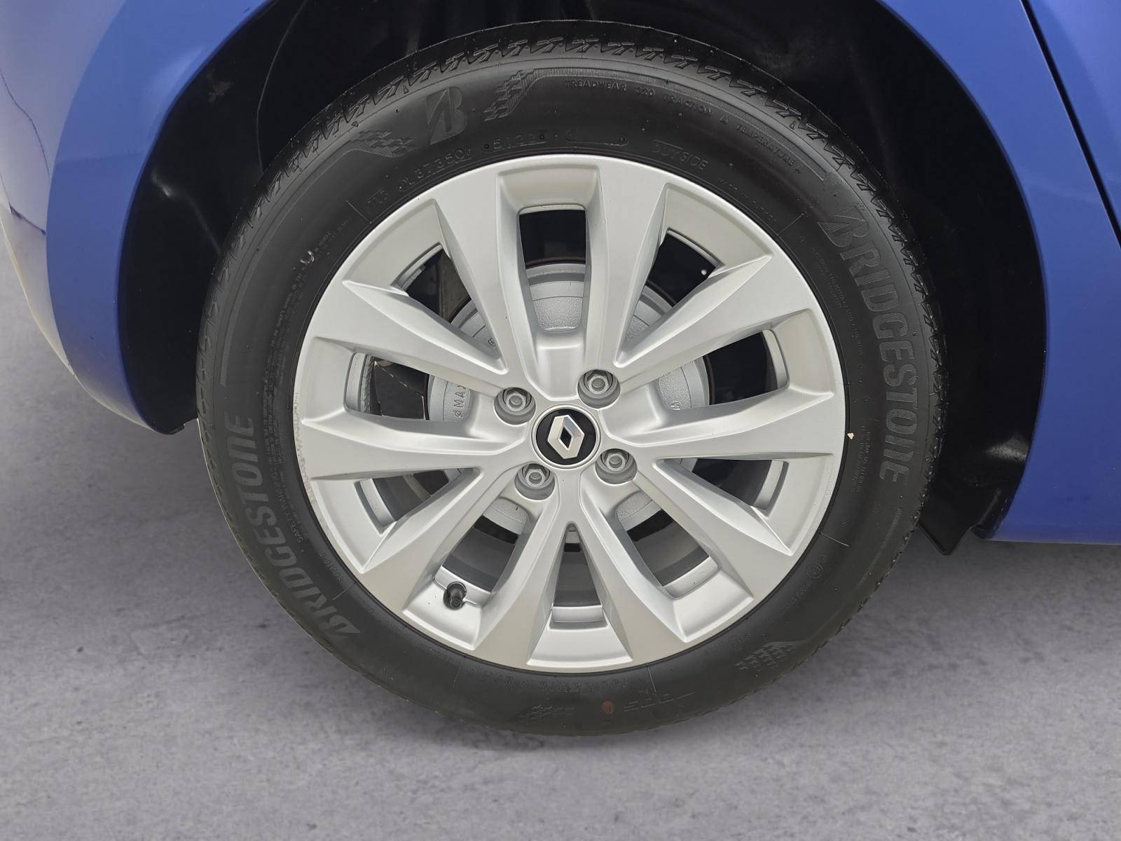Vente en ligne Renault Clio 5 Clio E-Tech full hybrid 145 au prix de 16 990 €
