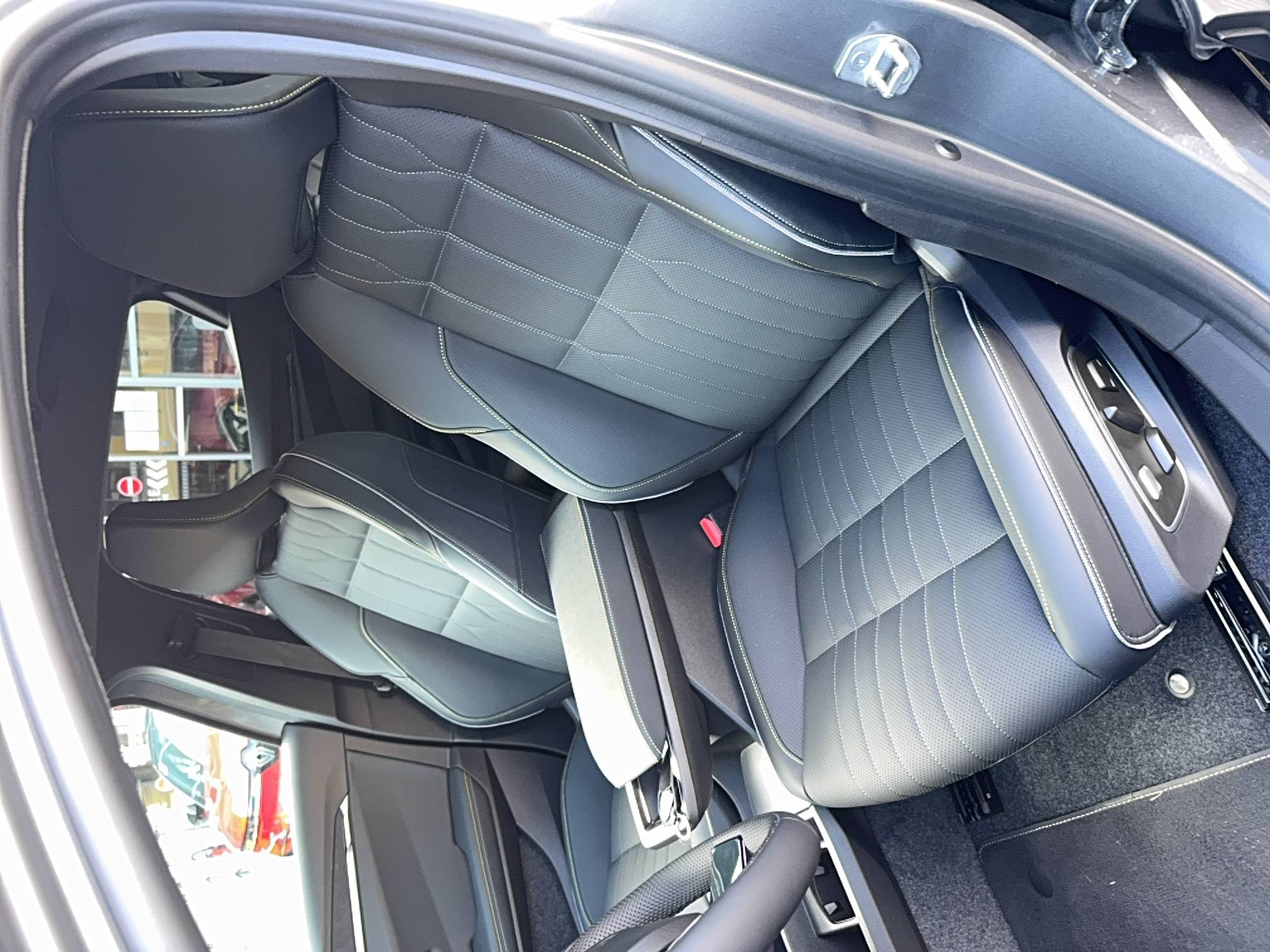 Vente en ligne Renault Megane E-Tech  220 ch autonomie confort GSR2 au prix de 43 490 €