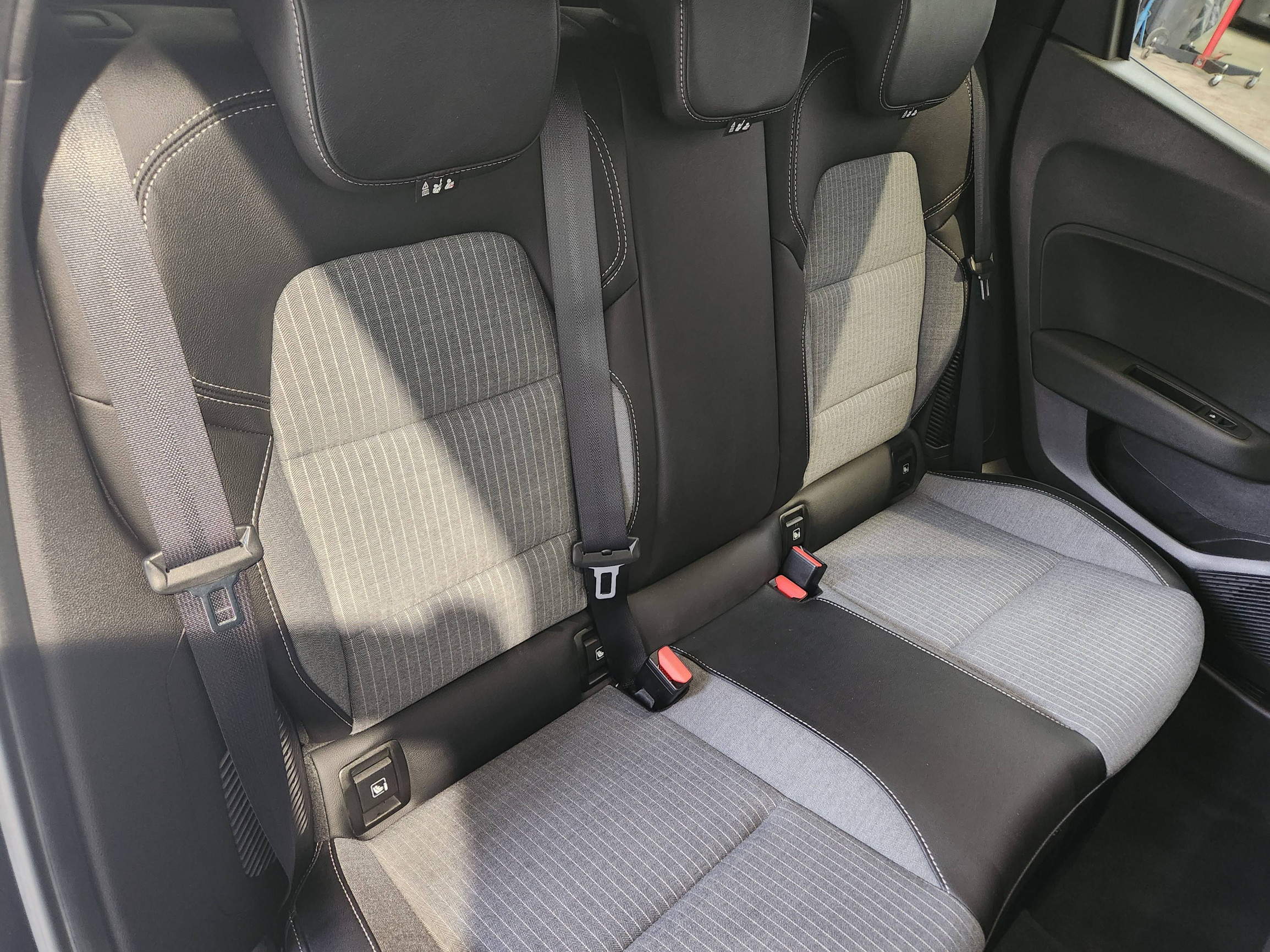 Vente en ligne Renault Clio 5 Clio E-Tech full hybrid 145 au prix de 18 890 €