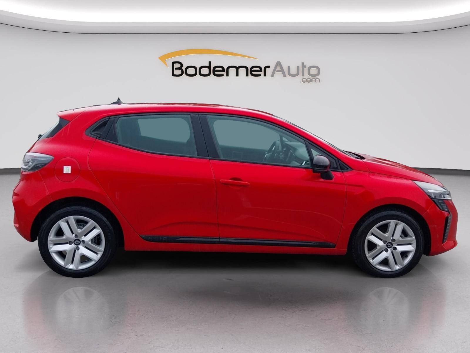 Vente en ligne Renault Clio 5 Clio Blue dCi 100 ch GSR2 au prix de 18 490 €