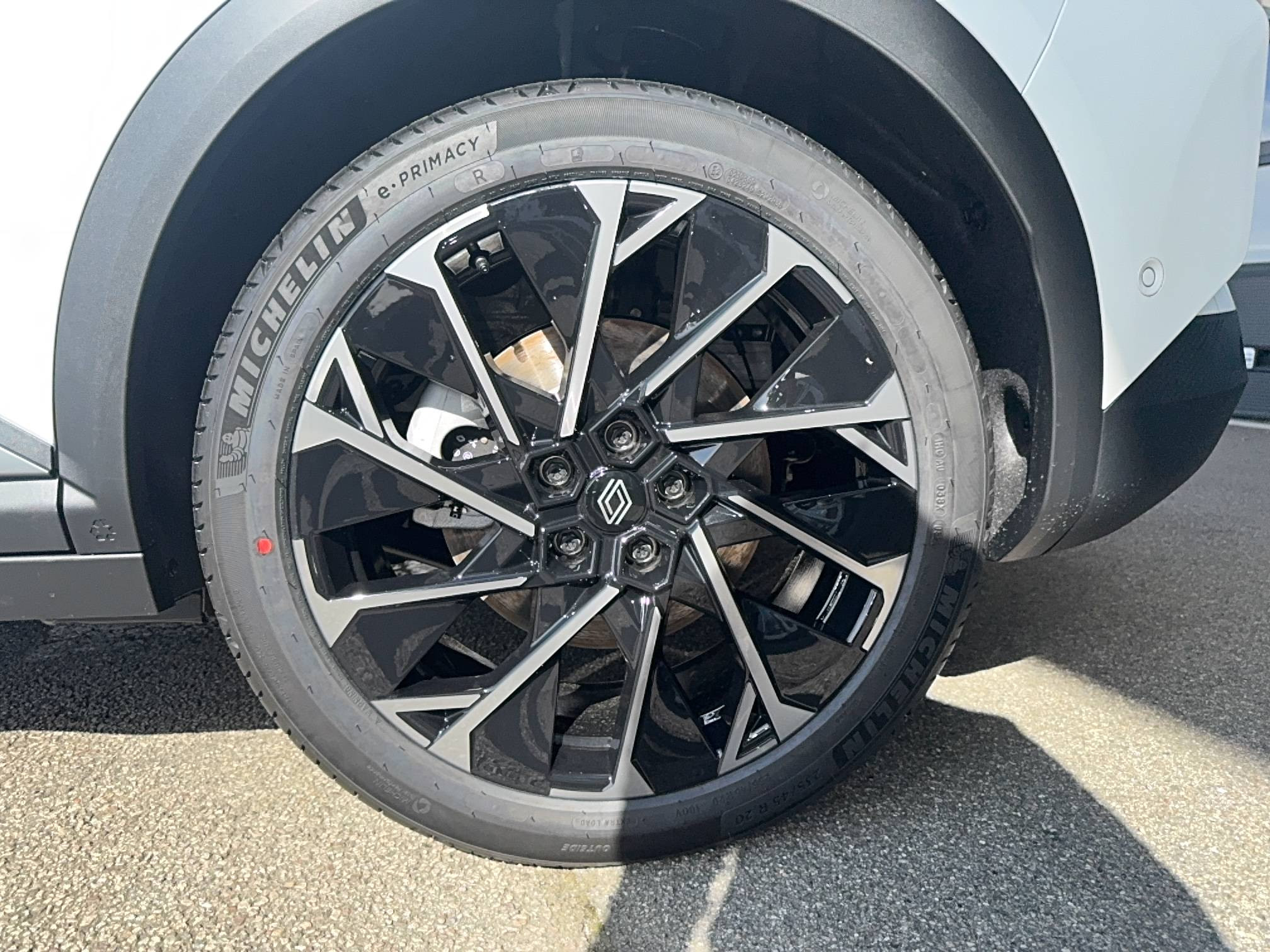 Vente en ligne Renault Scenic E-Tech  220 ch grande autonomie au prix de 47 990 €