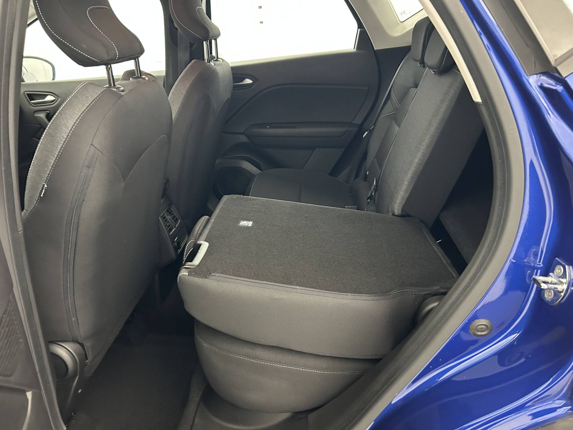 Vente en ligne Renault Captur  Blue dCi 95 au prix de 14 990 €
