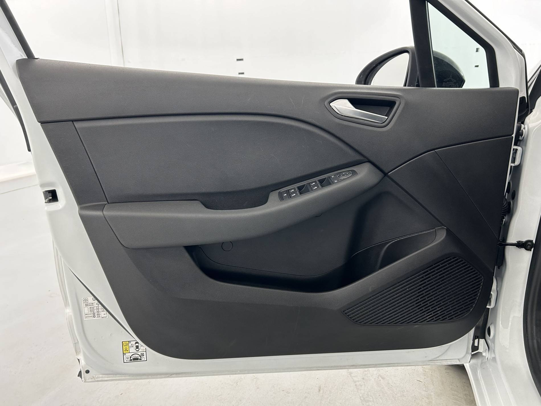 Vente en ligne Renault Clio 5 Clio TCe 90 au prix de 14 990 €