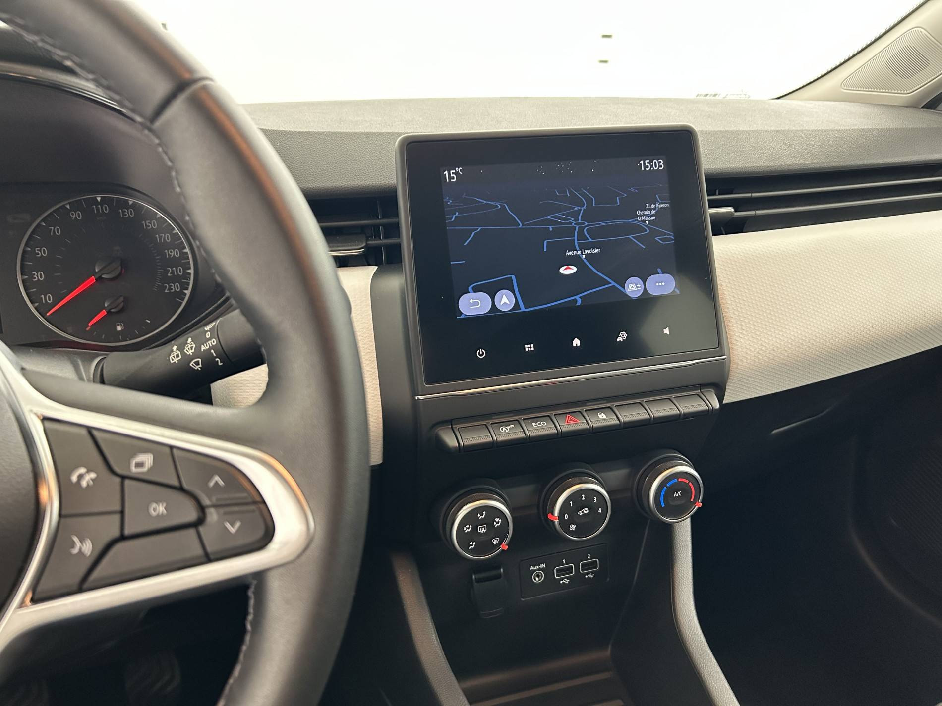 Vente en ligne Renault Clio 5 Clio TCe 100 GPL au prix de 13 690 €