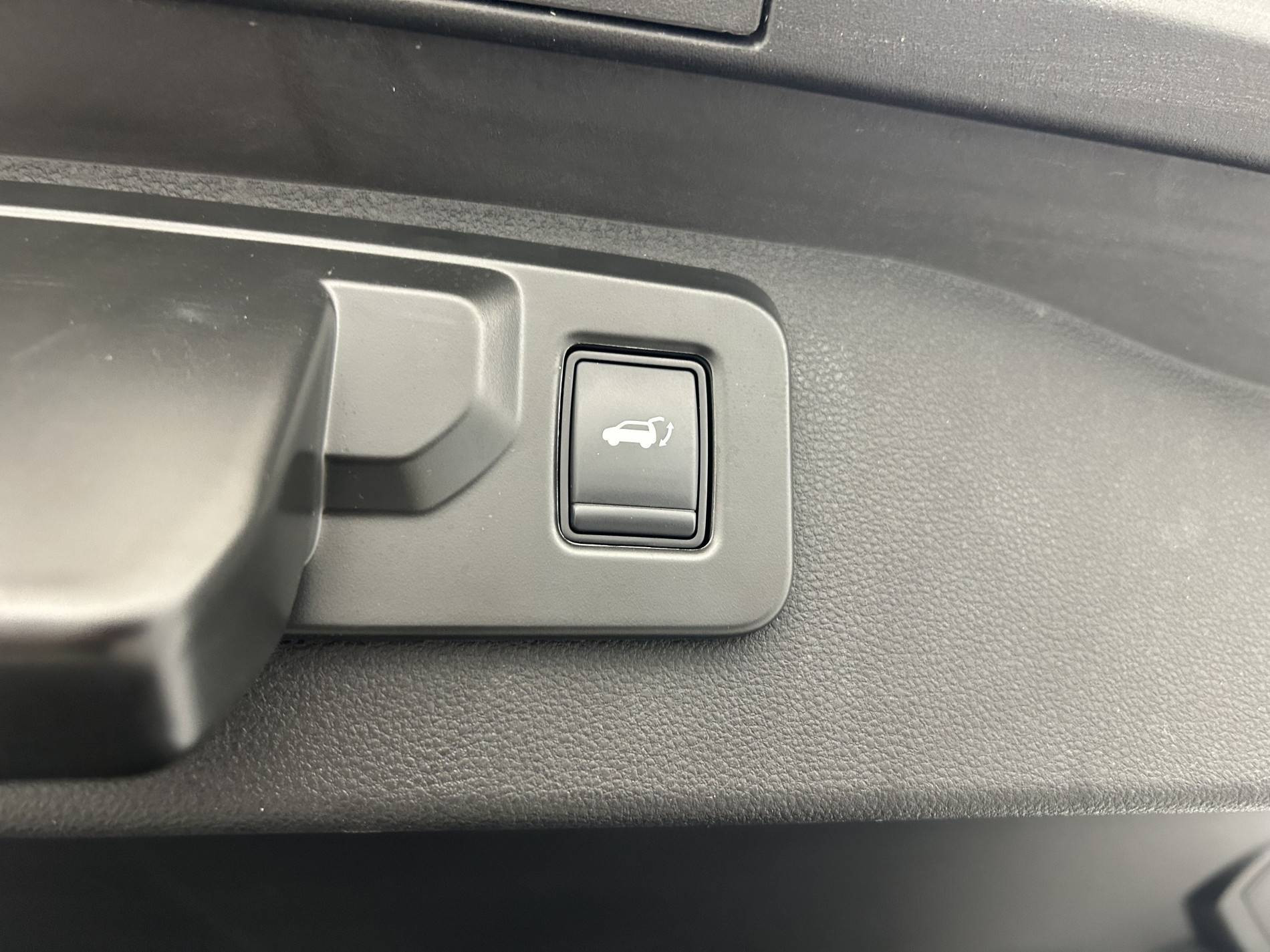 Vente en ligne Renault Scenic E-Tech Scenic E-Tech électrique 220 ch grande autonomie au prix de 36 791 €