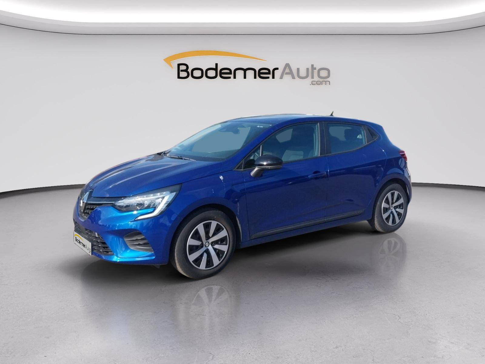 Renault Clio 5 Clio E-Tech full hybrid 145 occasion de 2023 en vente à Brest
