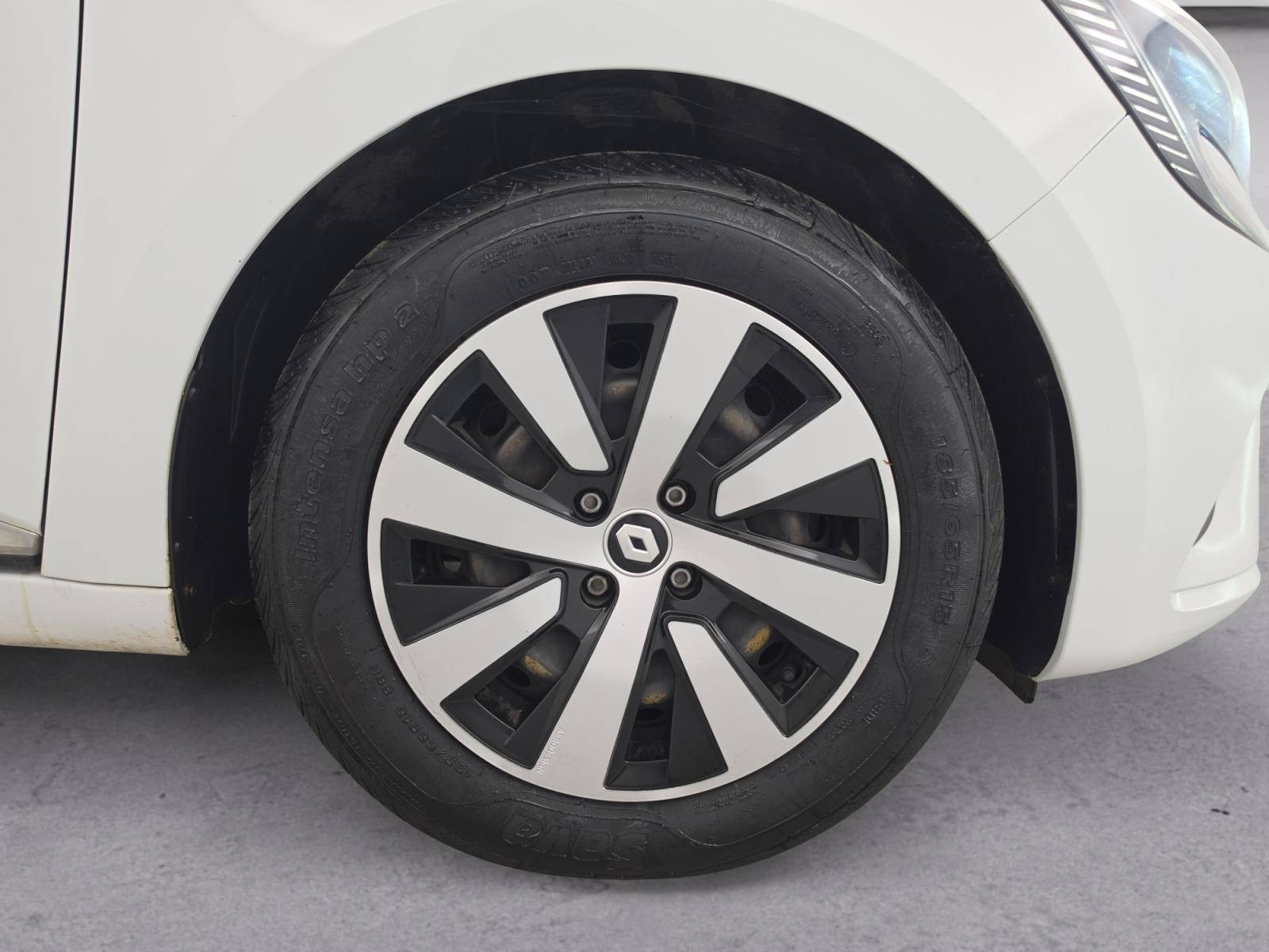 Vente en ligne Renault Clio 5 Clio TCe 90 au prix de 13 950 €