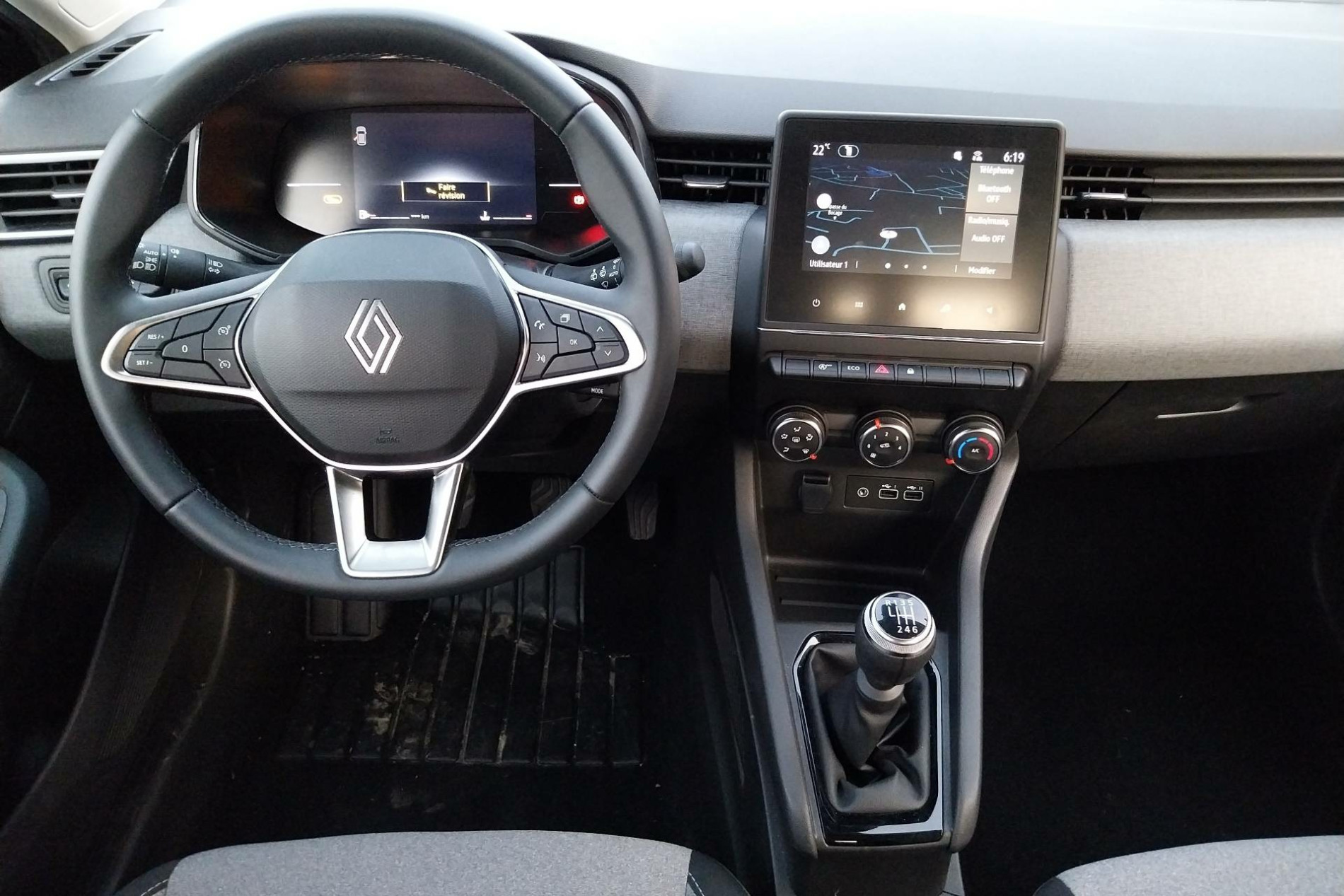 Vente en ligne Renault Clio 5 Clio Blue dCi 100 ch GSR2 au prix de 18 999 €