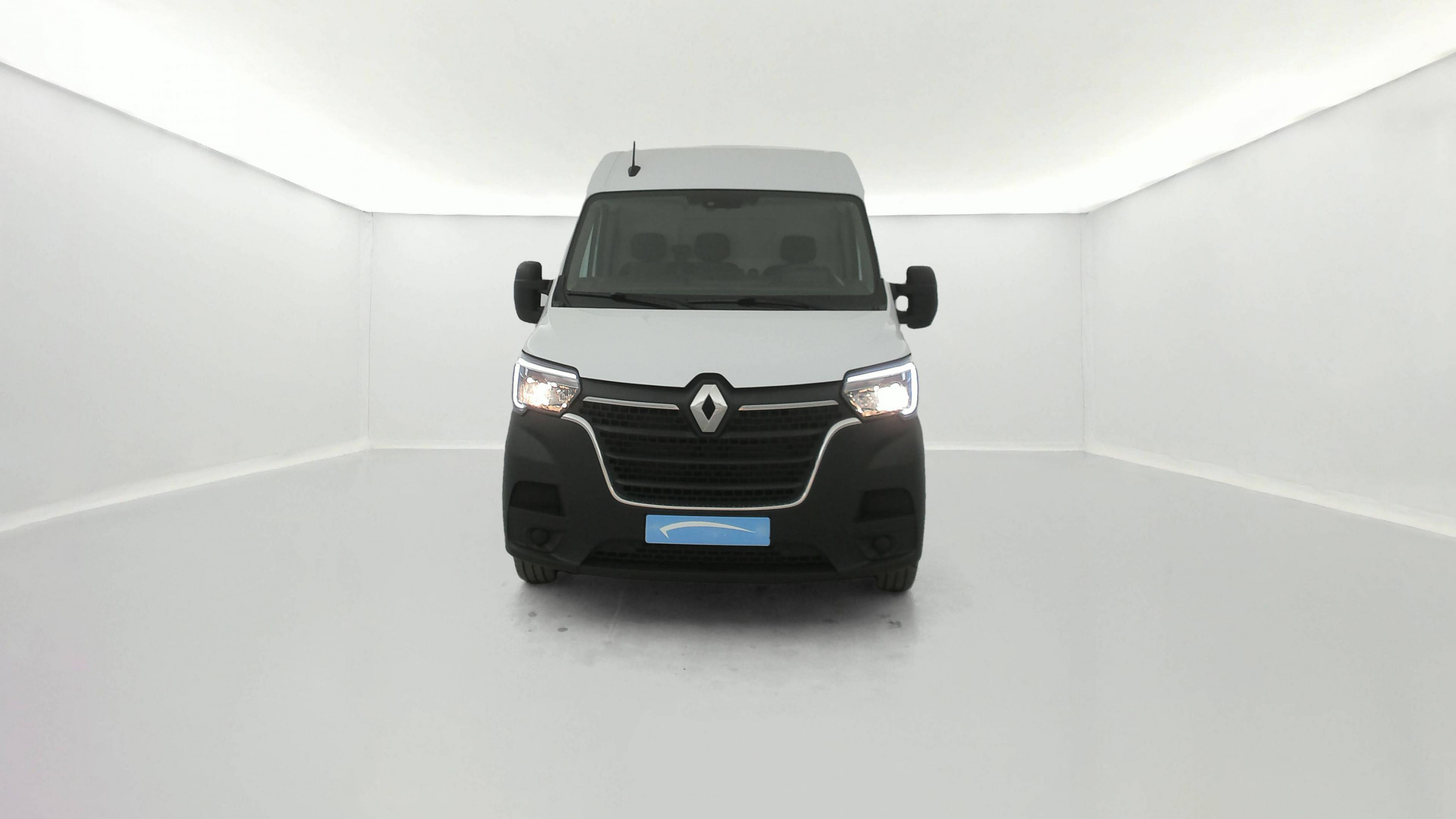 Renault Master Fourgon MASTER FGN TRAC F3500 L2H2 BLUE DCI 135 occasion de 2024 en vente à Morlaix
