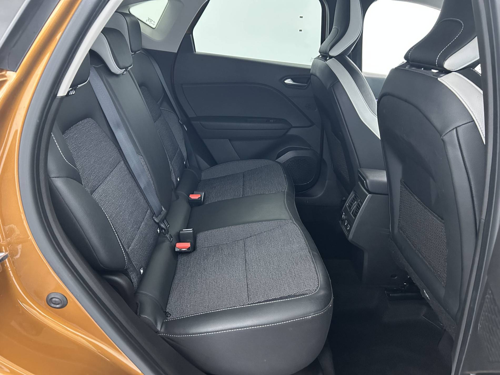 Vente en ligne Renault Captur  E-Tech 145 - 21 au prix de 18 491 €