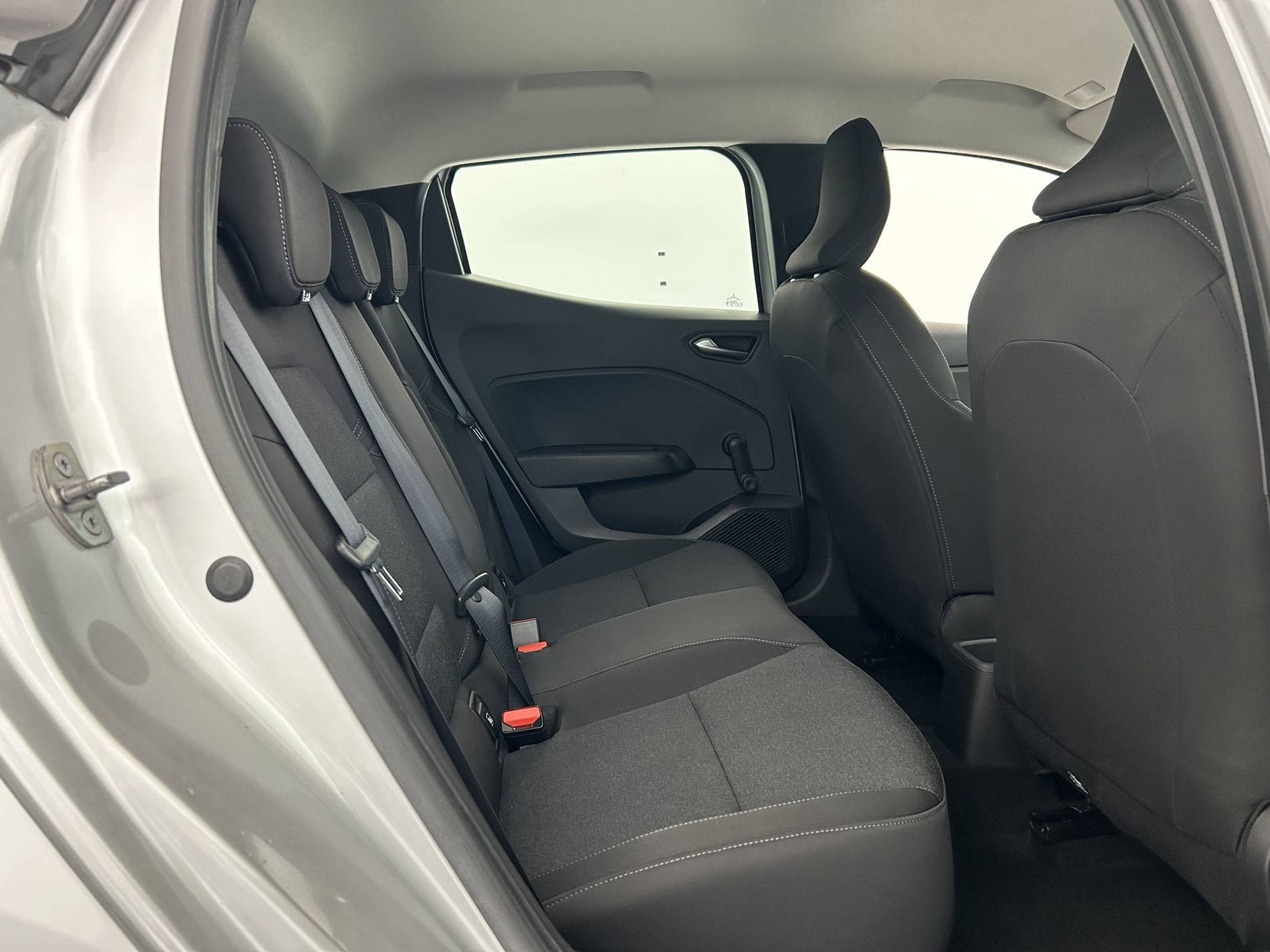 Vente en ligne Renault Clio 5 Clio TCe 90 au prix de 14 990 €