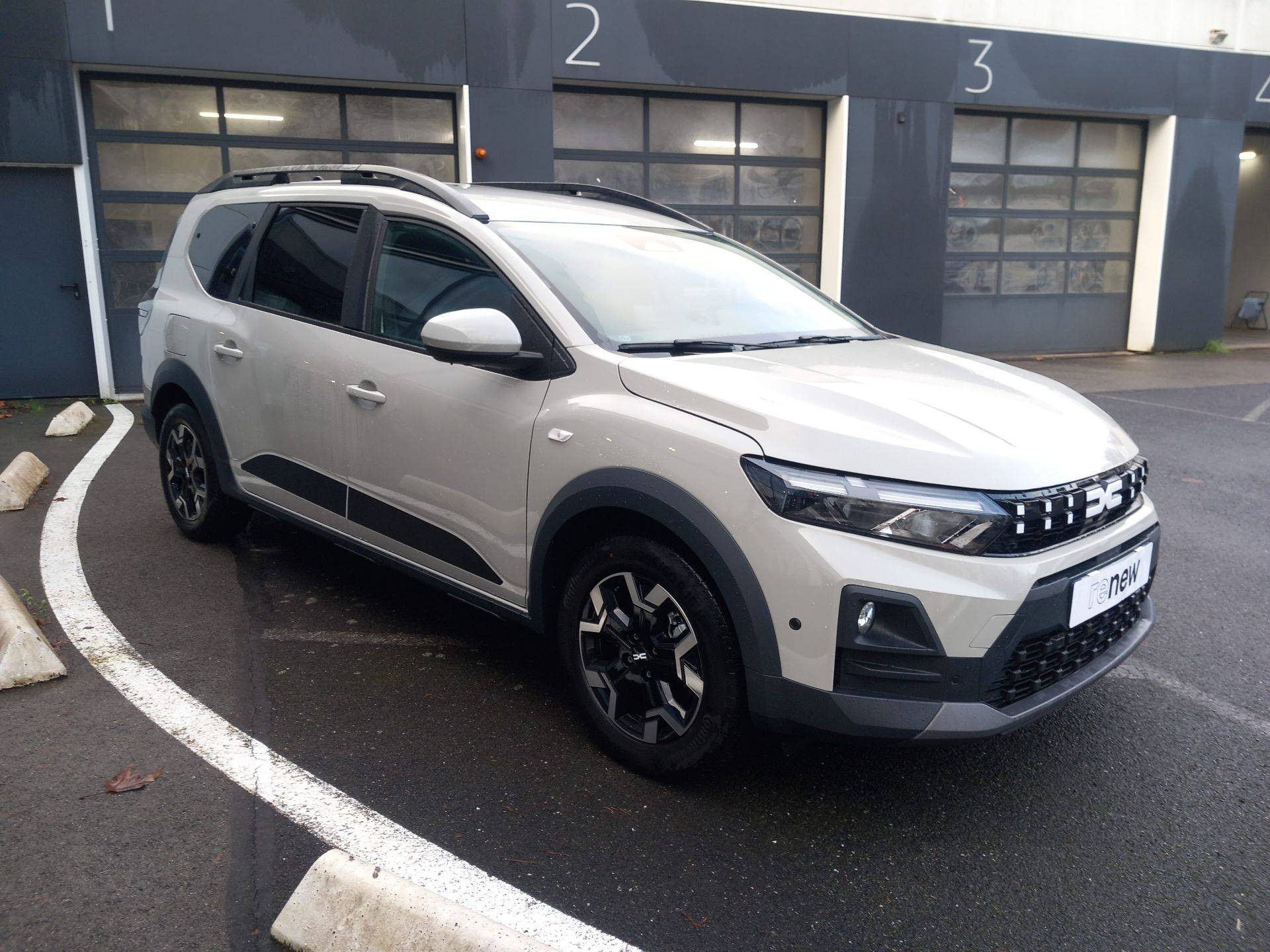 Vente en ligne Dacia Jogger  155 7 places au prix de 27 990 €