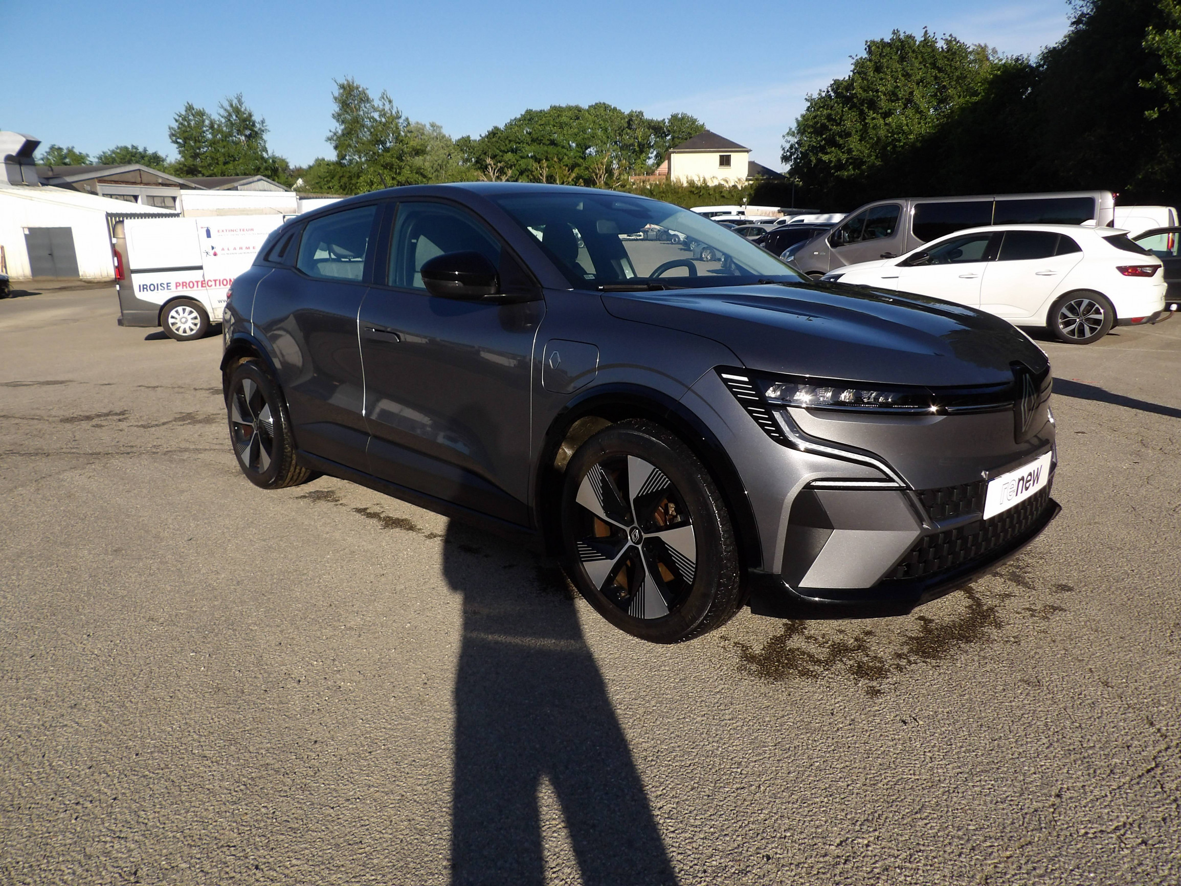 Vente en ligne Renault Megane E-Tech  EV60 220 ch super charge au prix de 21 999 €