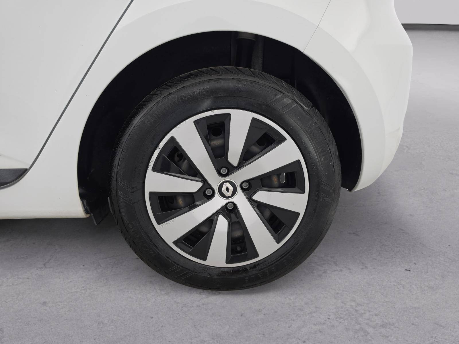 Vente en ligne Renault Clio 5 Clio TCe 90 au prix de 13 390 €