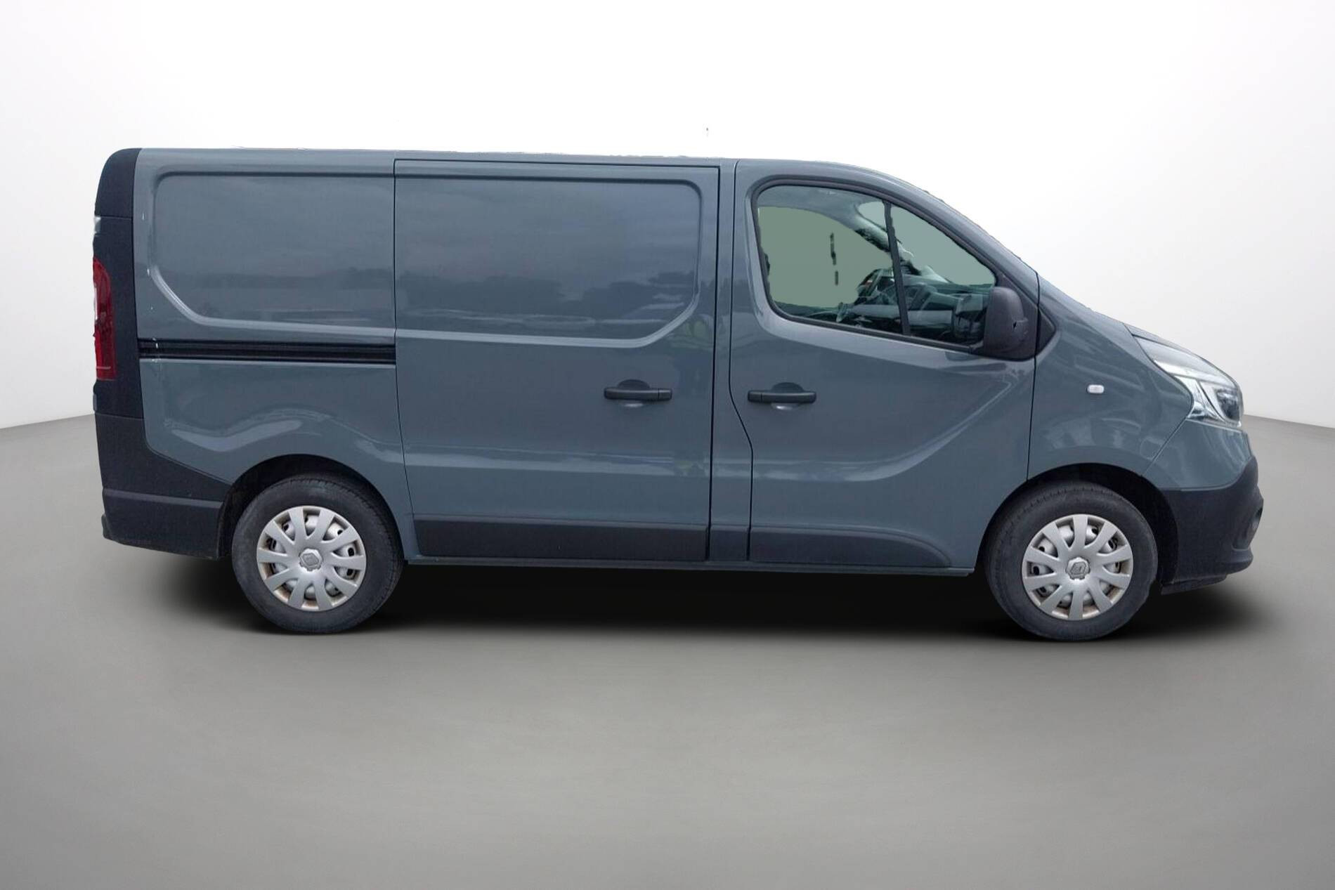 Vente en ligne Renault Trafic 3 Fourgon TRAFIC FGN L1H1 1000 KG DCI 120 au prix de 21 890 €