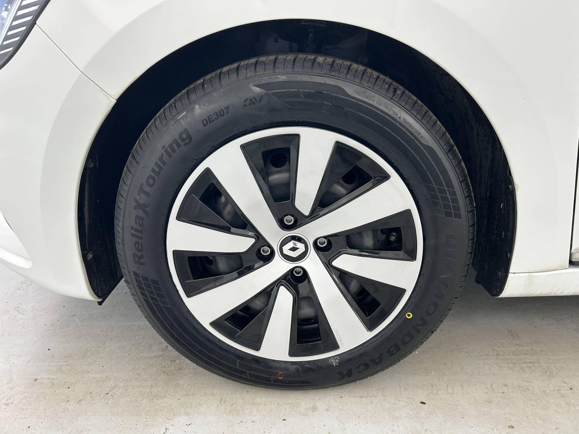 Vente en ligne Renault Clio 5 Clio TCe 90 au prix de 14 990 €