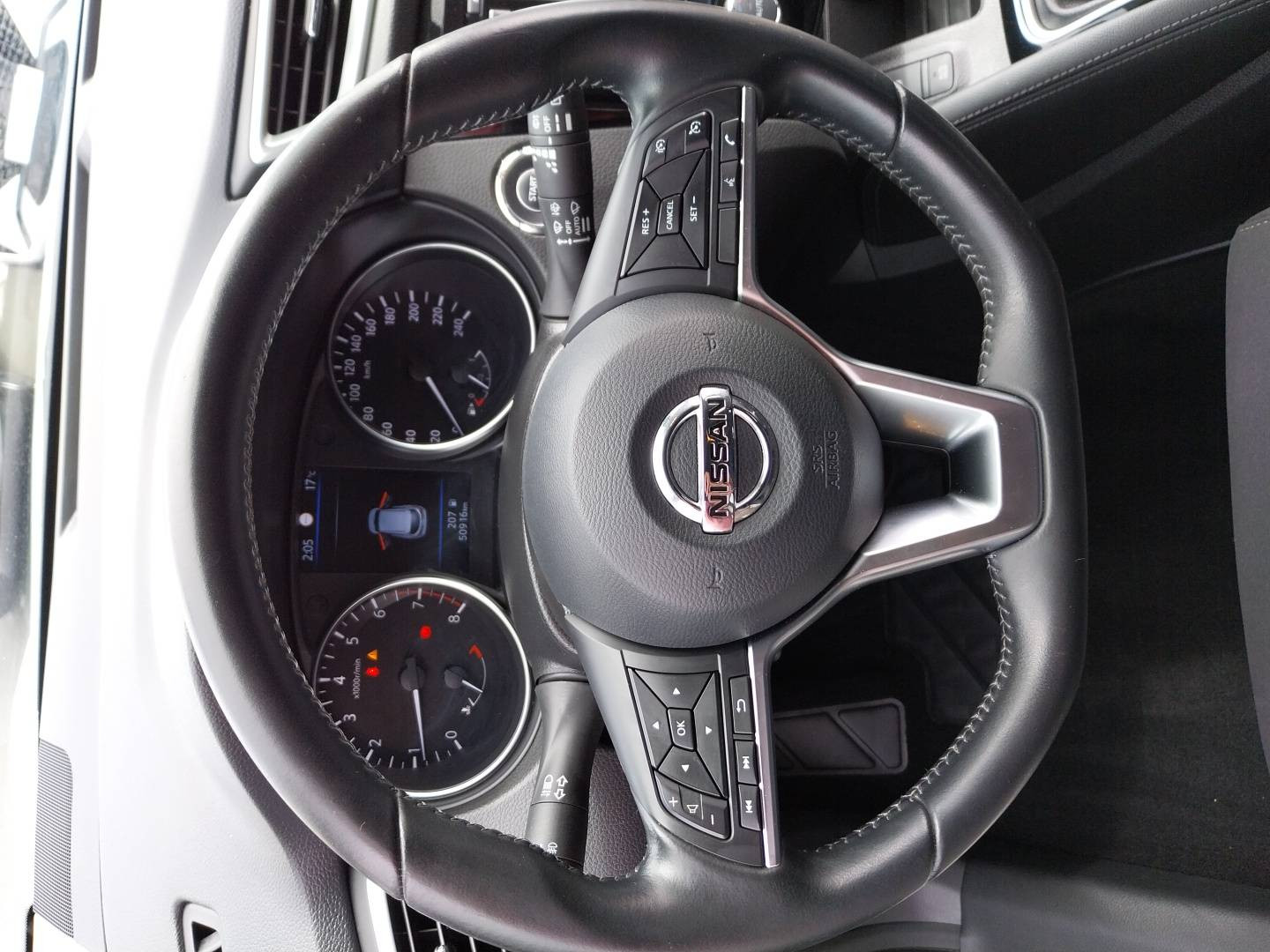 Vente en ligne Nissan Qashqai  1.3 DIG-T 140 au prix de 15 490 €