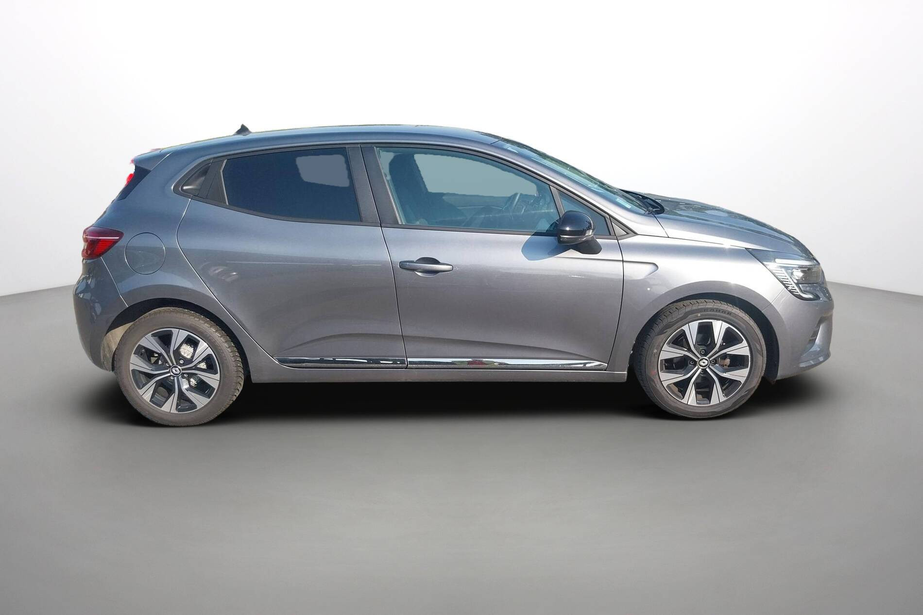 Vente en ligne Renault Clio 5 Clio TCe 90 au prix de 12 990 €