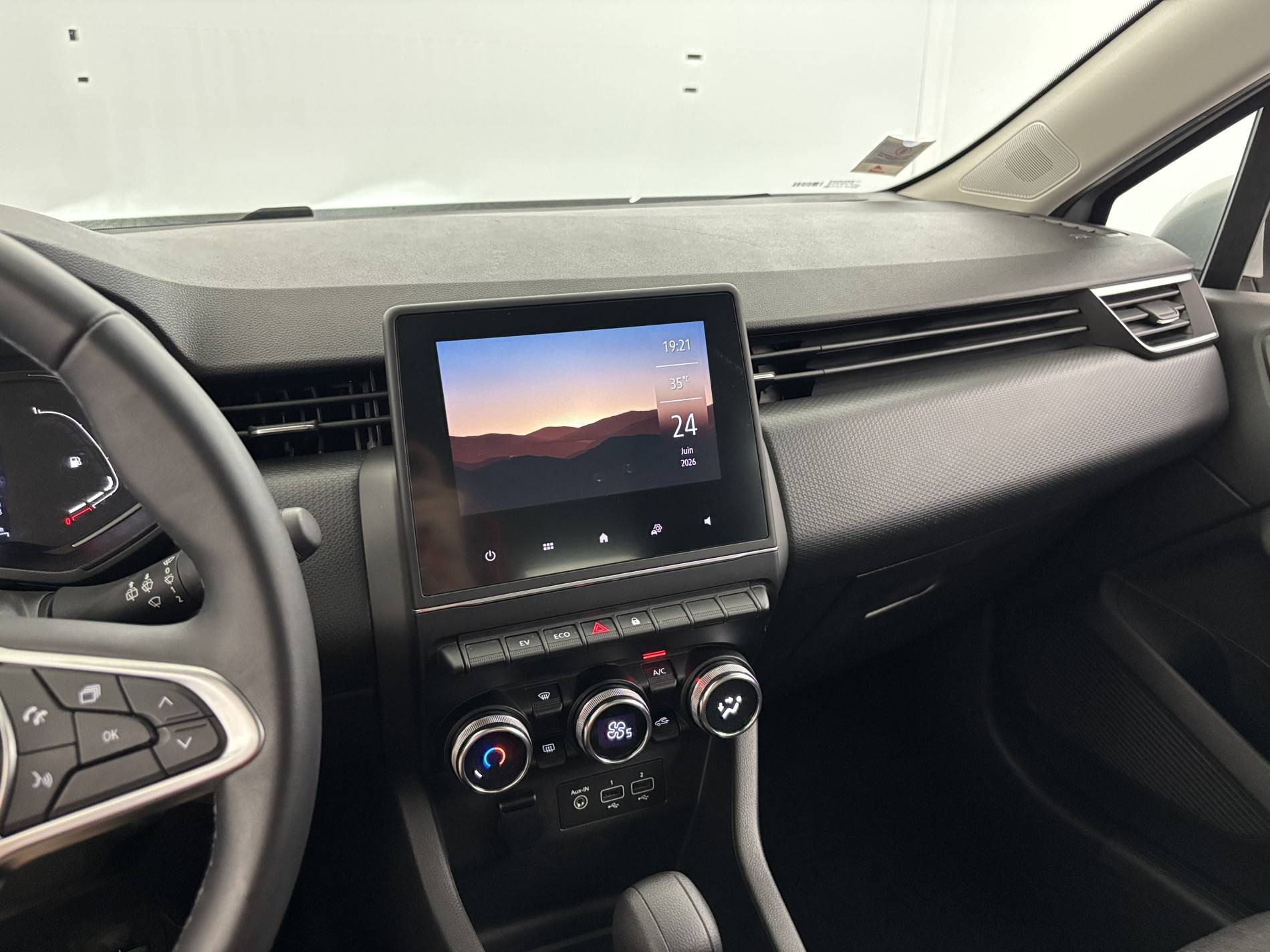 Vente en ligne Renault Clio 5 Clio E-Tech 140 - 21N au prix de 15 990 €