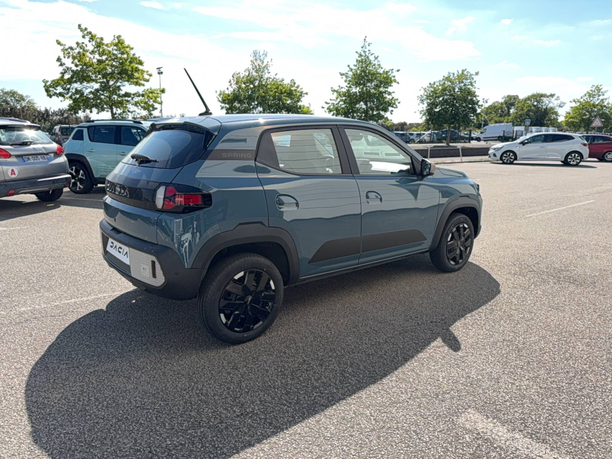 Vente en ligne Dacia Spring  electric 100 au prix de 19 990 €
