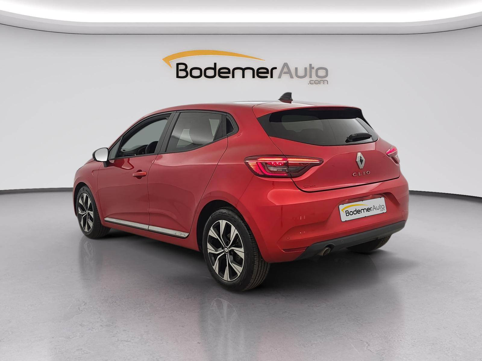 Vente en ligne Renault Clio 5 Clio TCe 100 GPL au prix de 14 490 €